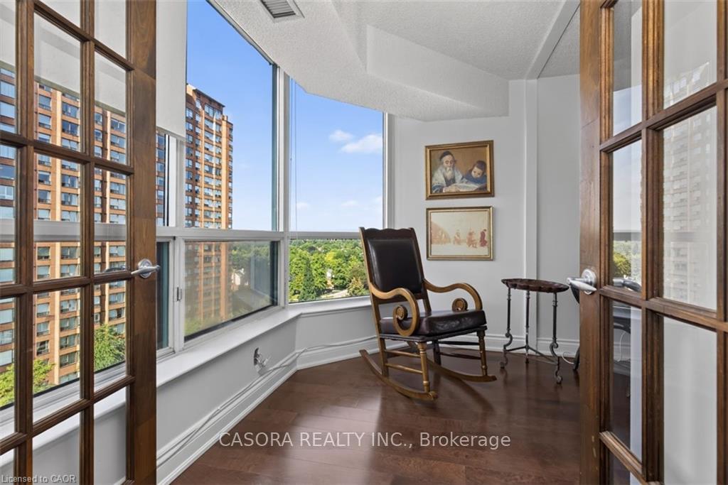 Photo 24 of Unit 903, 1276 Maple Crossing Boulevard, Burlington, Brant — HOMEH