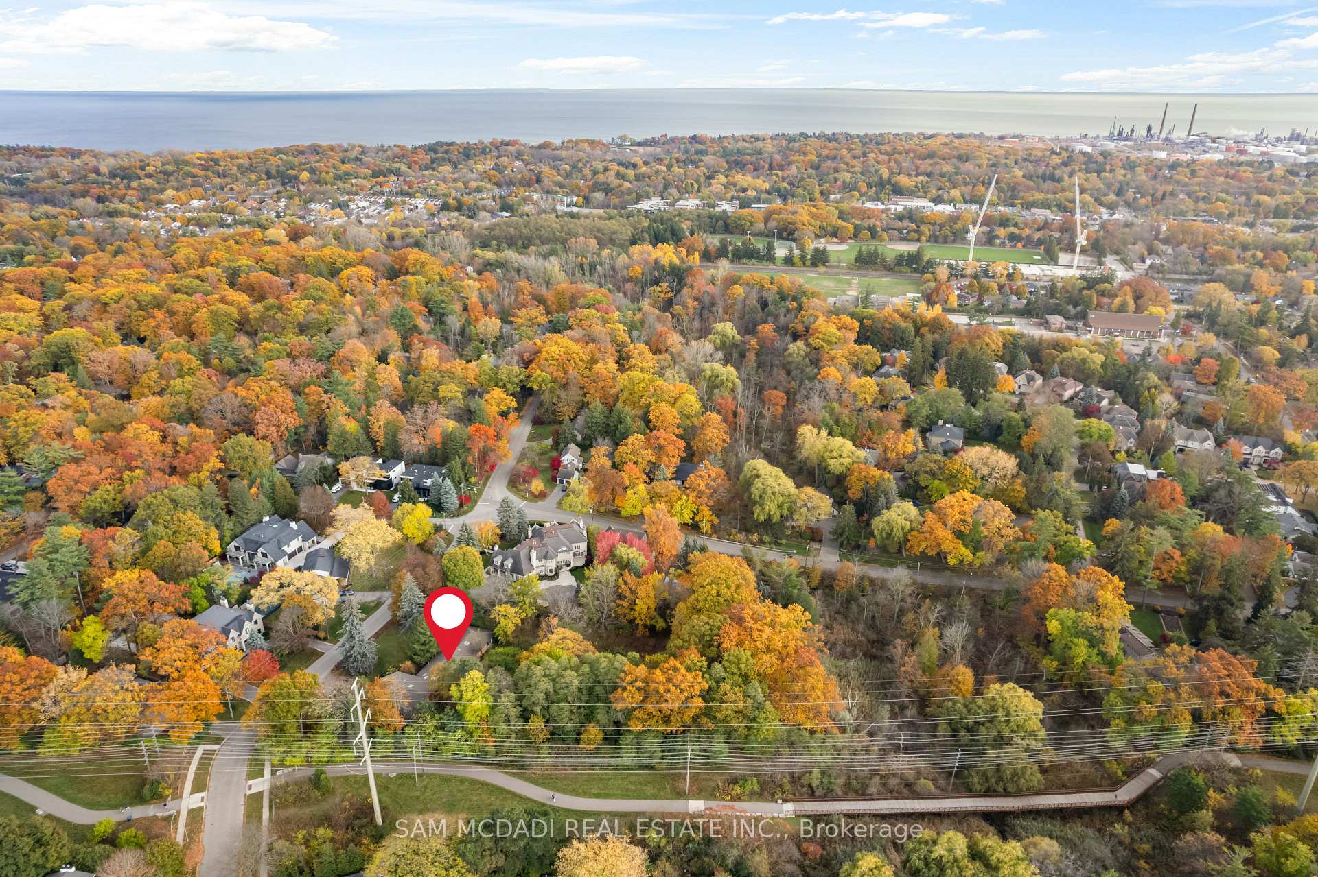 Photo 7 of 1310 Ravine Drive, Mississauga, Lorne Park — HOMEH
