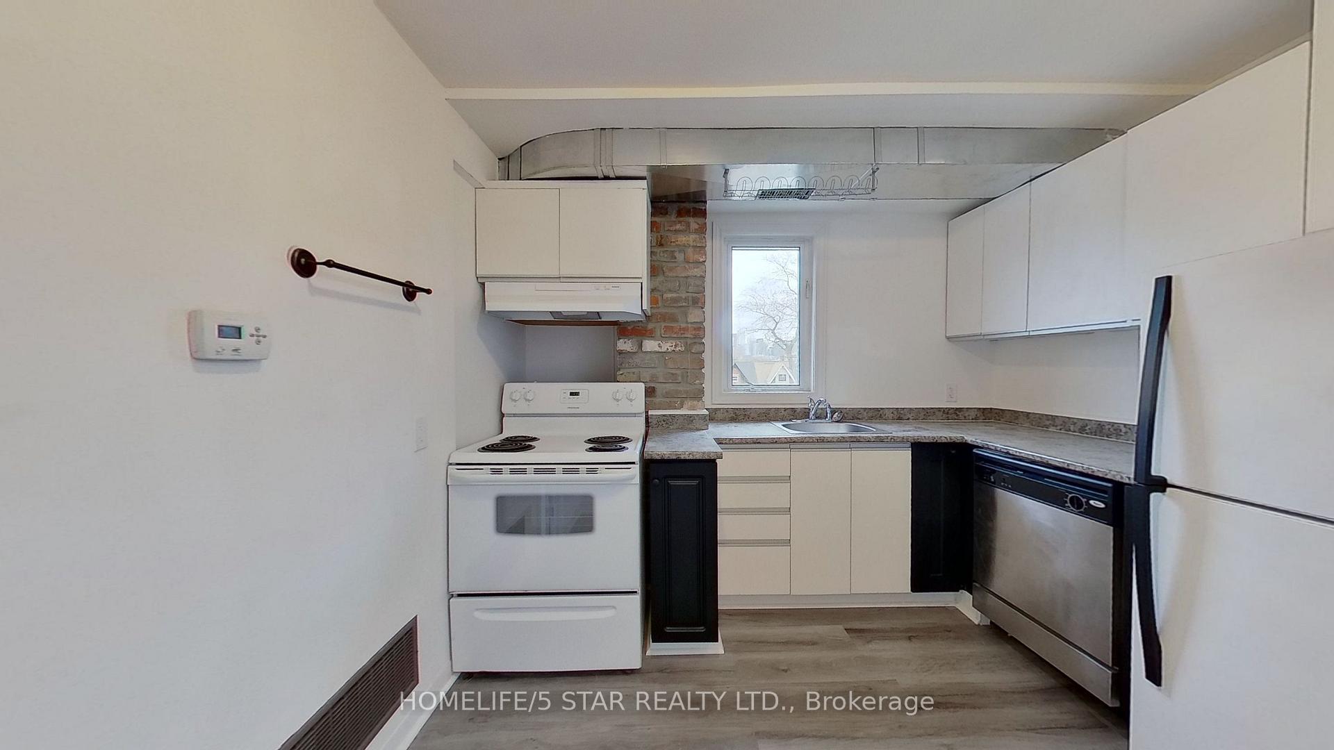 Photo 3 of 39 Humbert Street, Toronto, Trinity-Bellwoods — HOMEH