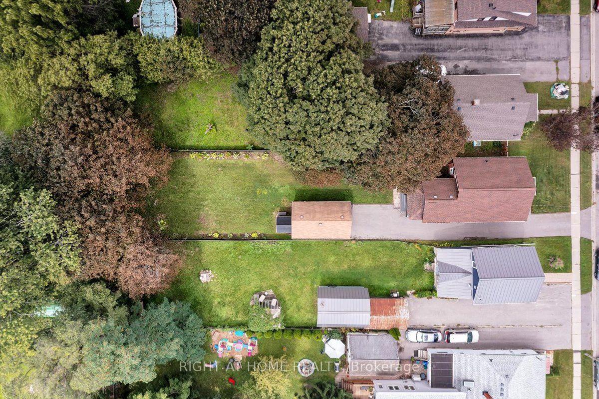 Photo 10 of 176 Burk Street, Oshawa, Vanier — HOMEH