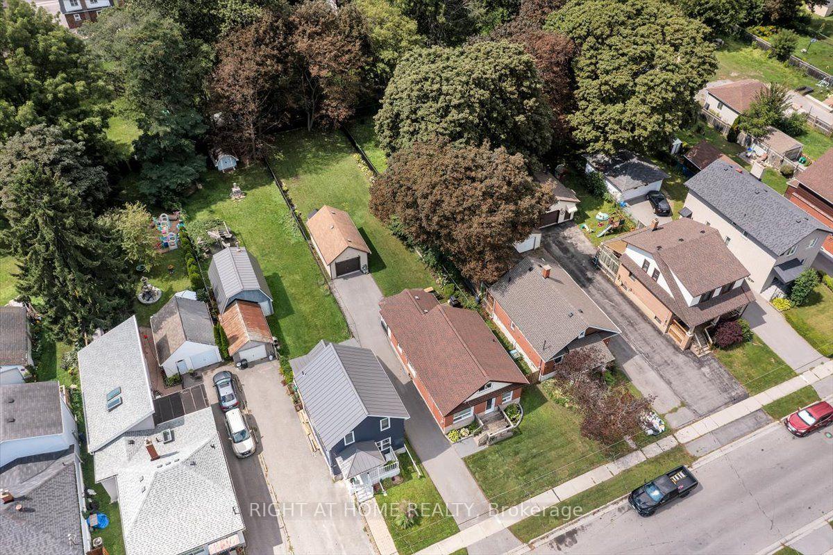 Photo 11 of 176 Burk Street, Oshawa, Vanier — HOMEH