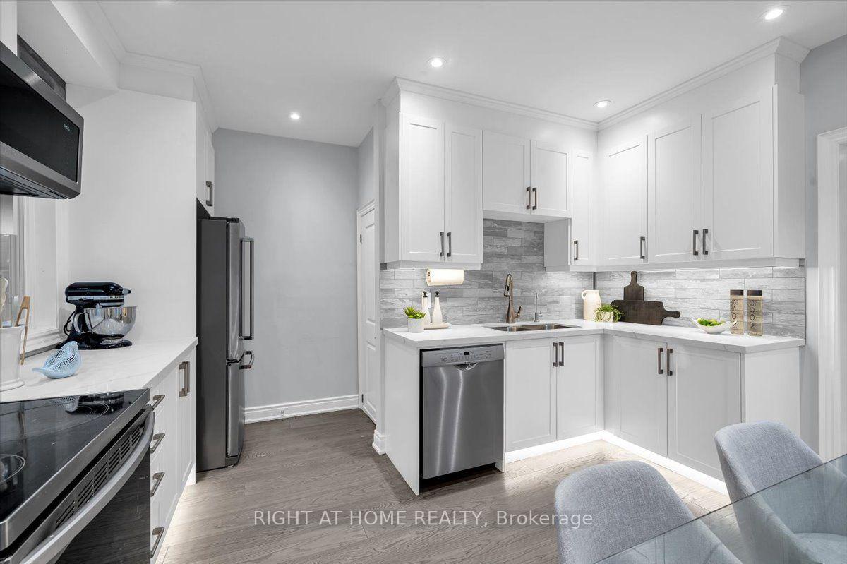 Photo 14 of 176 Burk Street, Oshawa, Vanier — HOMEH