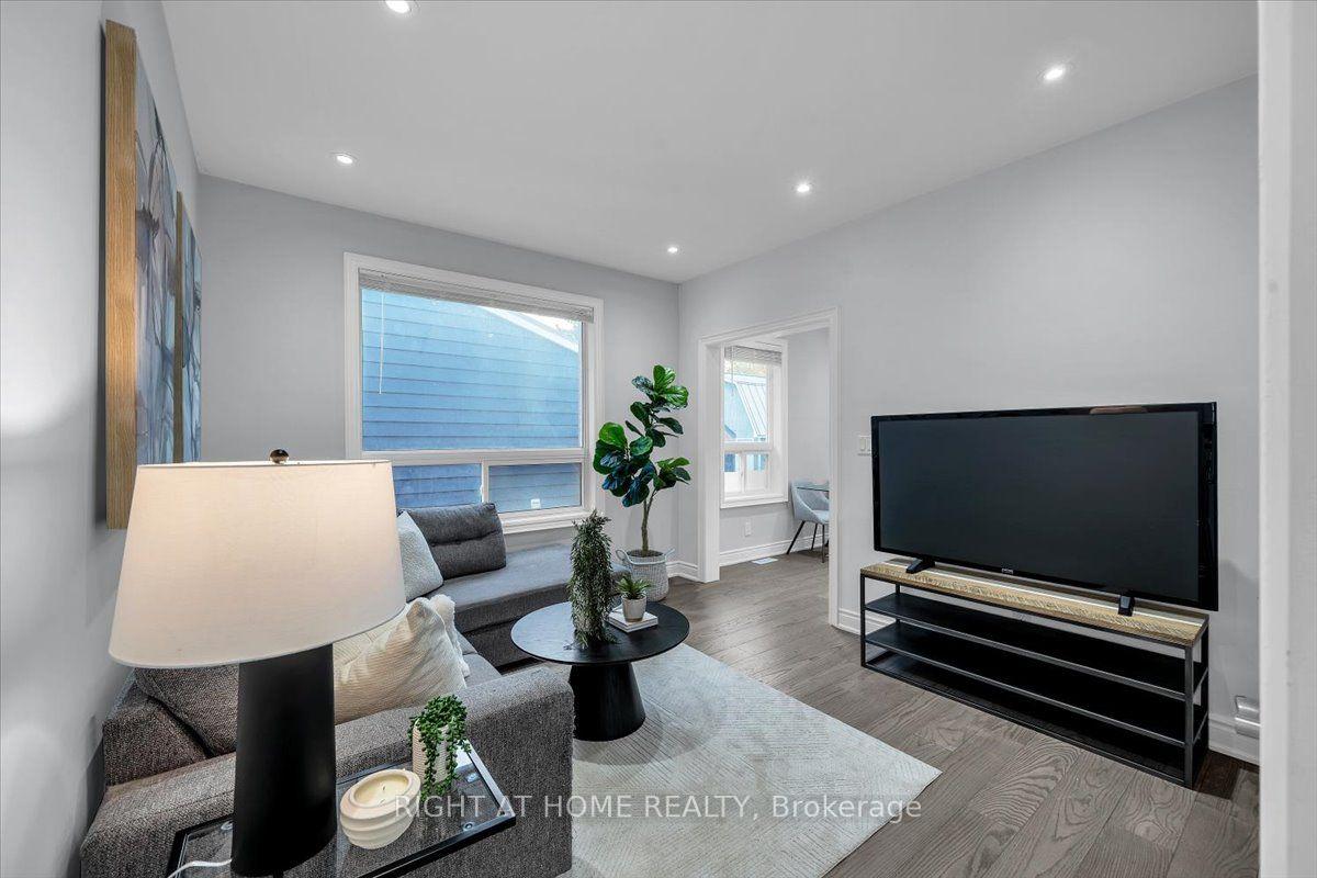 Photo 17 of 176 Burk Street, Oshawa, Vanier — HOMEH