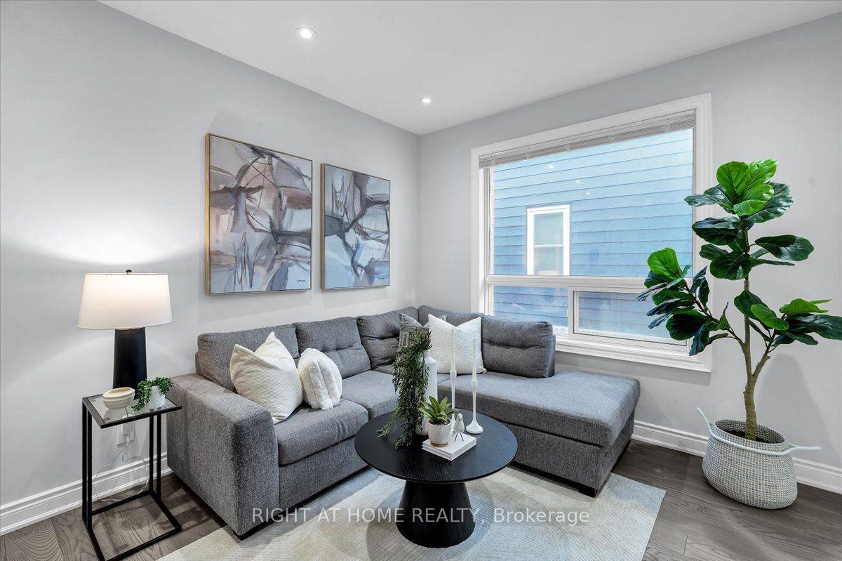 Photo 18 of 176 Burk Street, Oshawa, Vanier — HOMEH