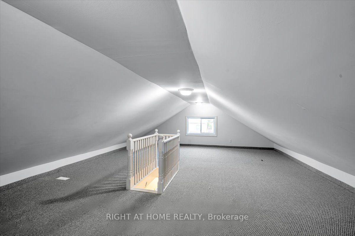 Photo 33 of 176 Burk Street, Oshawa, Vanier — HOMEH