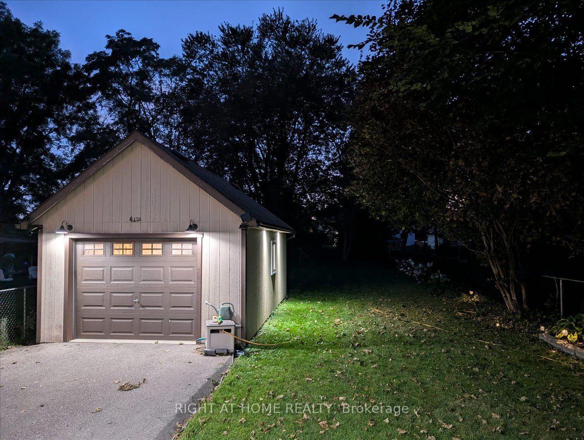 Photo 47 of 176 Burk Street, Oshawa, Vanier — HOMEH