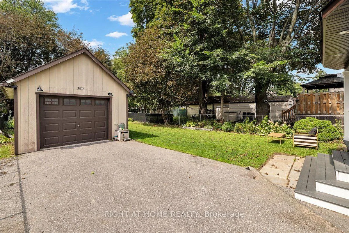 Photo 50 of 176 Burk Street, Oshawa, Vanier — HOMEH