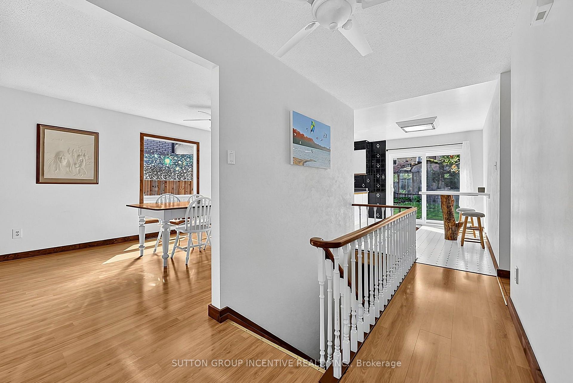 Photo 8 of 38 Trillium Crescent, Barrie, Allandale Heights — HOMEH