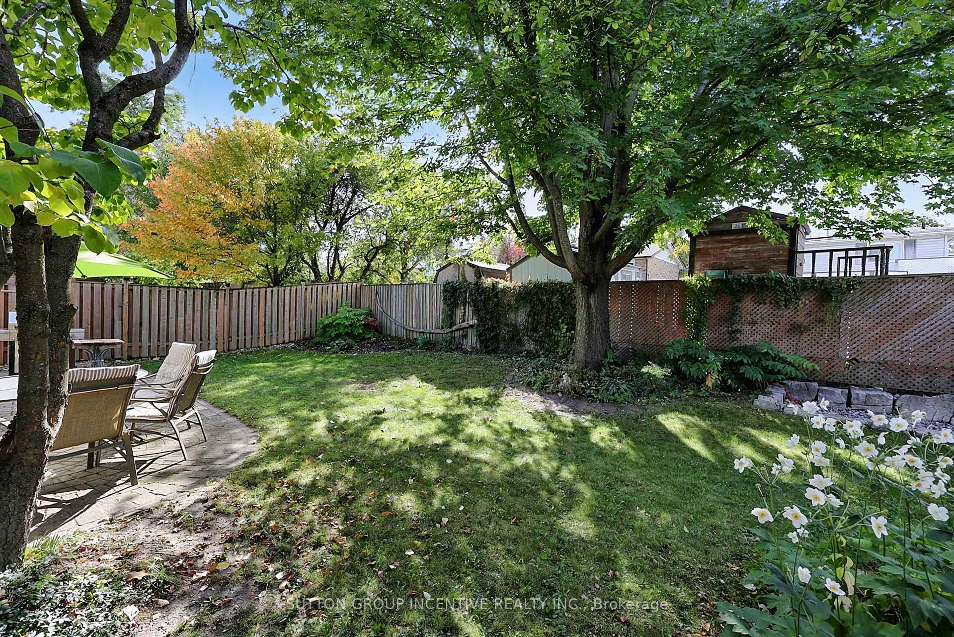 Photo 34 of 38 Trillium Crescent, Barrie, Allandale Heights — HOMEH