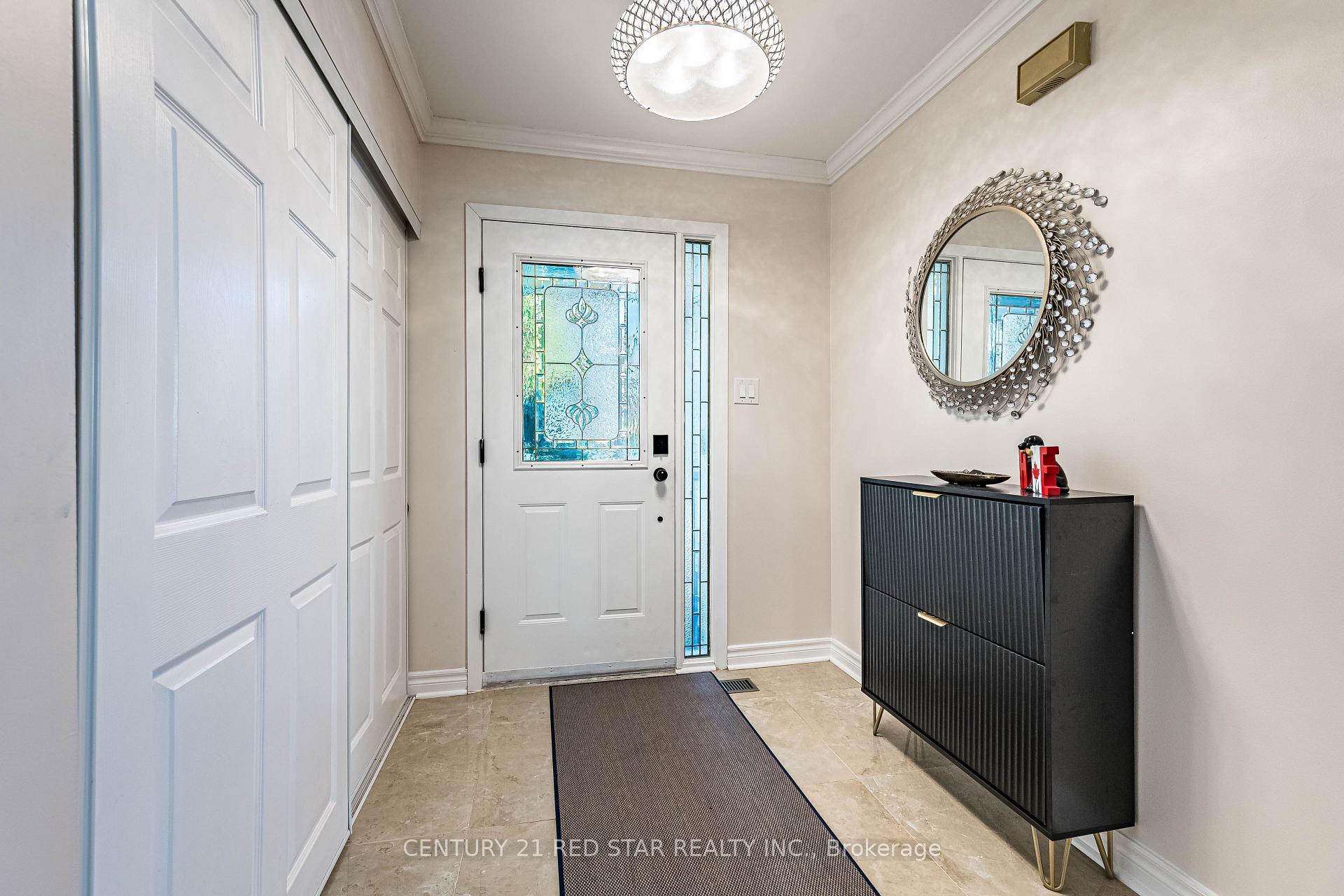 Photo 10 of 56 Fountainbridge Drive, Caledon, Bolton East — HOMEH