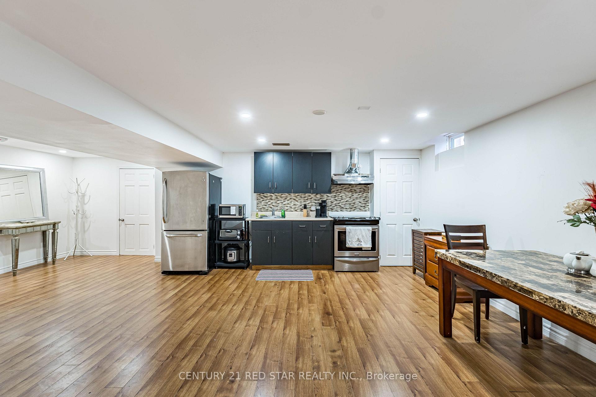 Photo 35 of 56 Fountainbridge Drive, Caledon, Bolton East — HOMEH