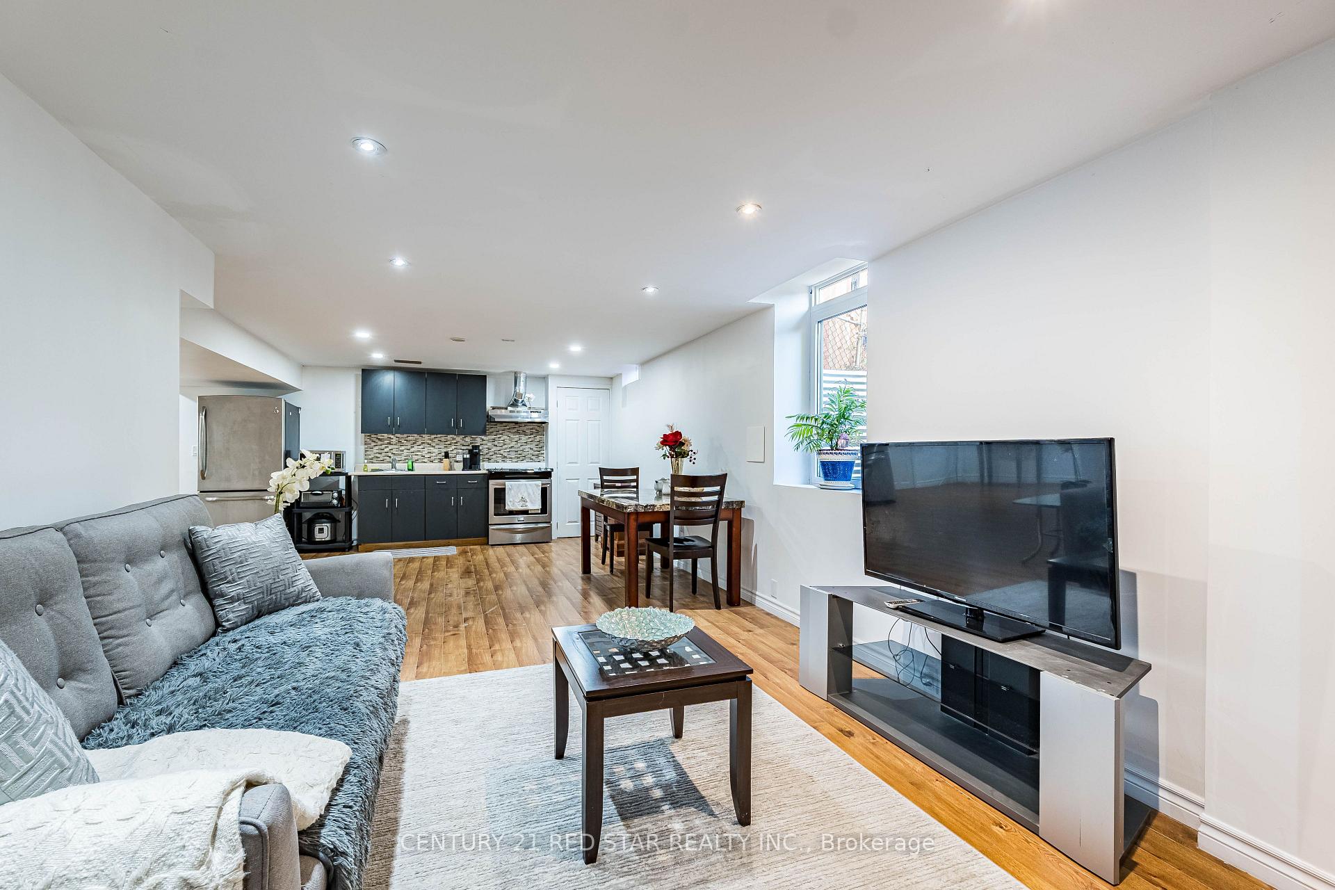 Photo 37 of 56 Fountainbridge Drive, Caledon, Bolton East — HOMEH