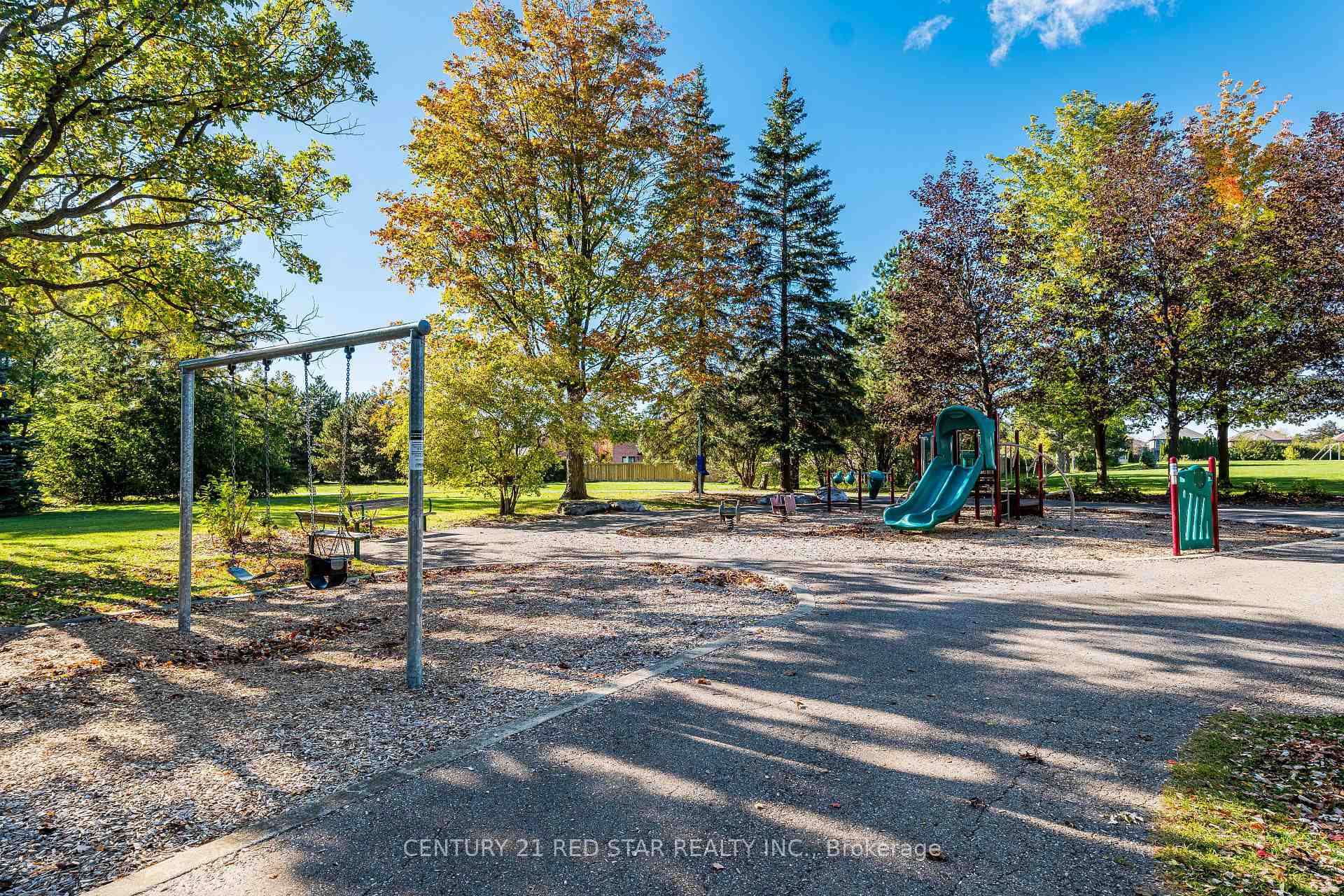 Photo 47 of 56 Fountainbridge Drive, Caledon, Bolton East — HOMEH