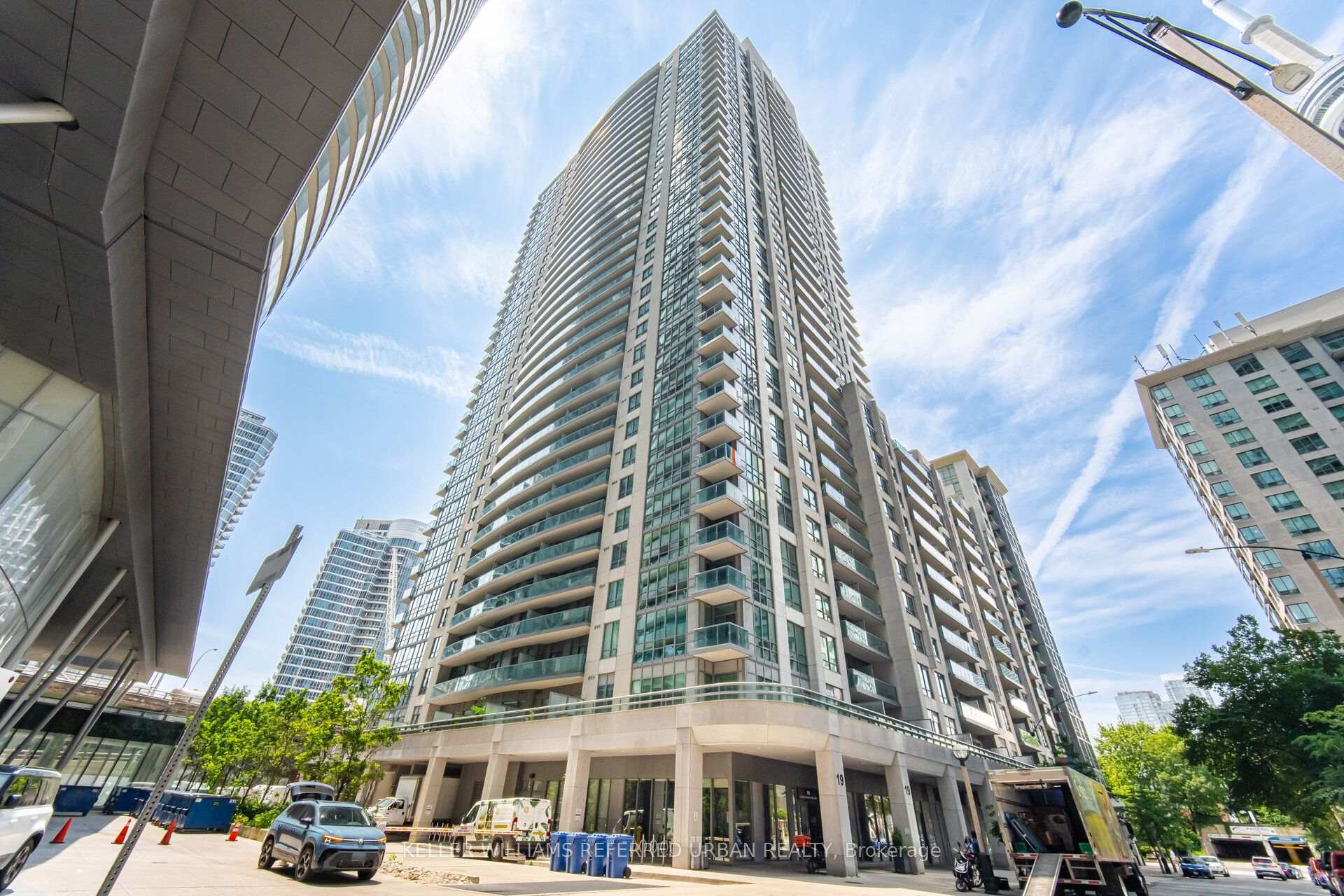 Photo 2 of Unit 3708, 19 Grand Trunk Crescent, Toronto, Waterfront Communities — HOMEH