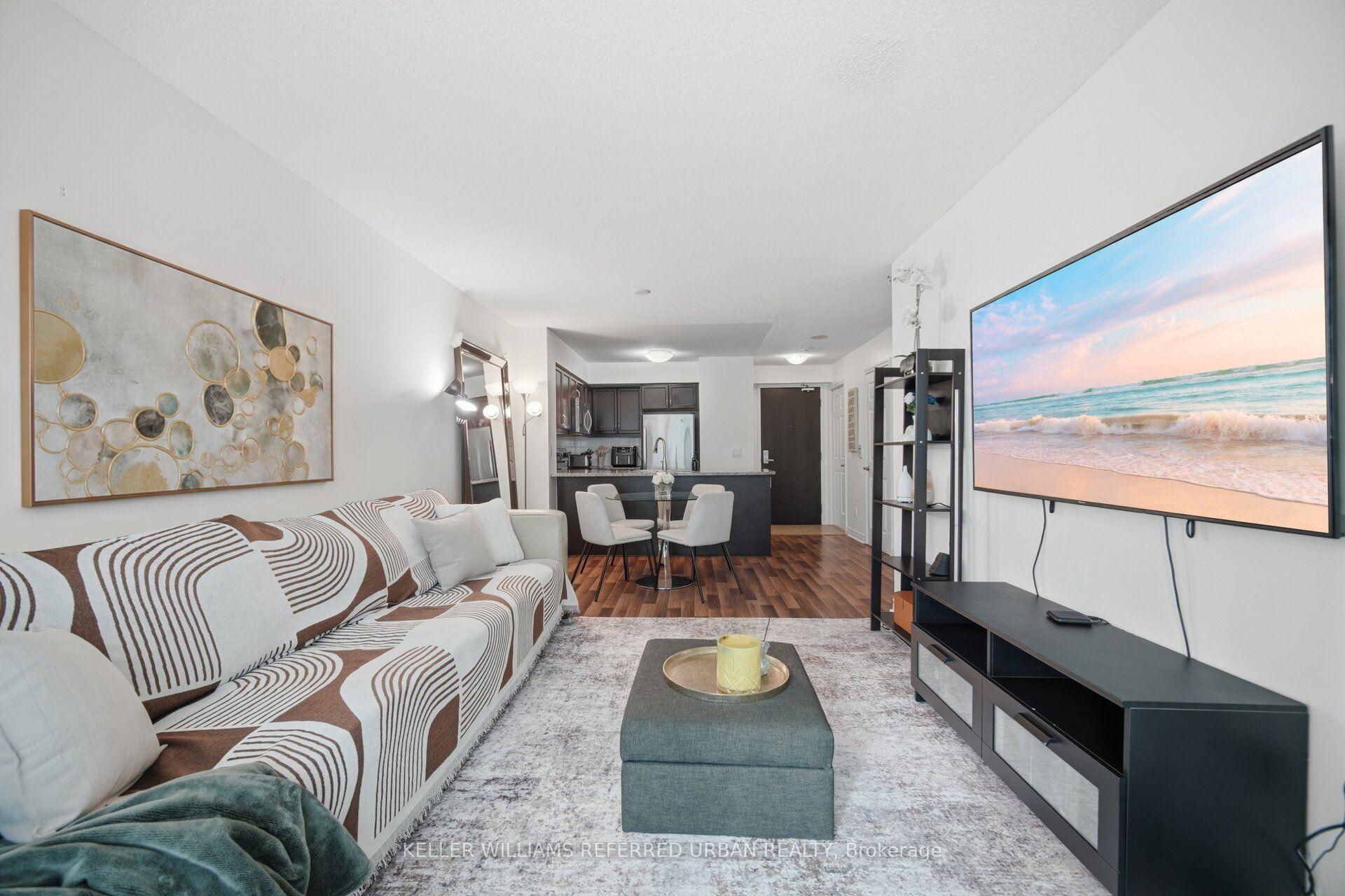 Photo 3 of Unit 3708, 19 Grand Trunk Crescent, Toronto, Waterfront Communities — HOMEH