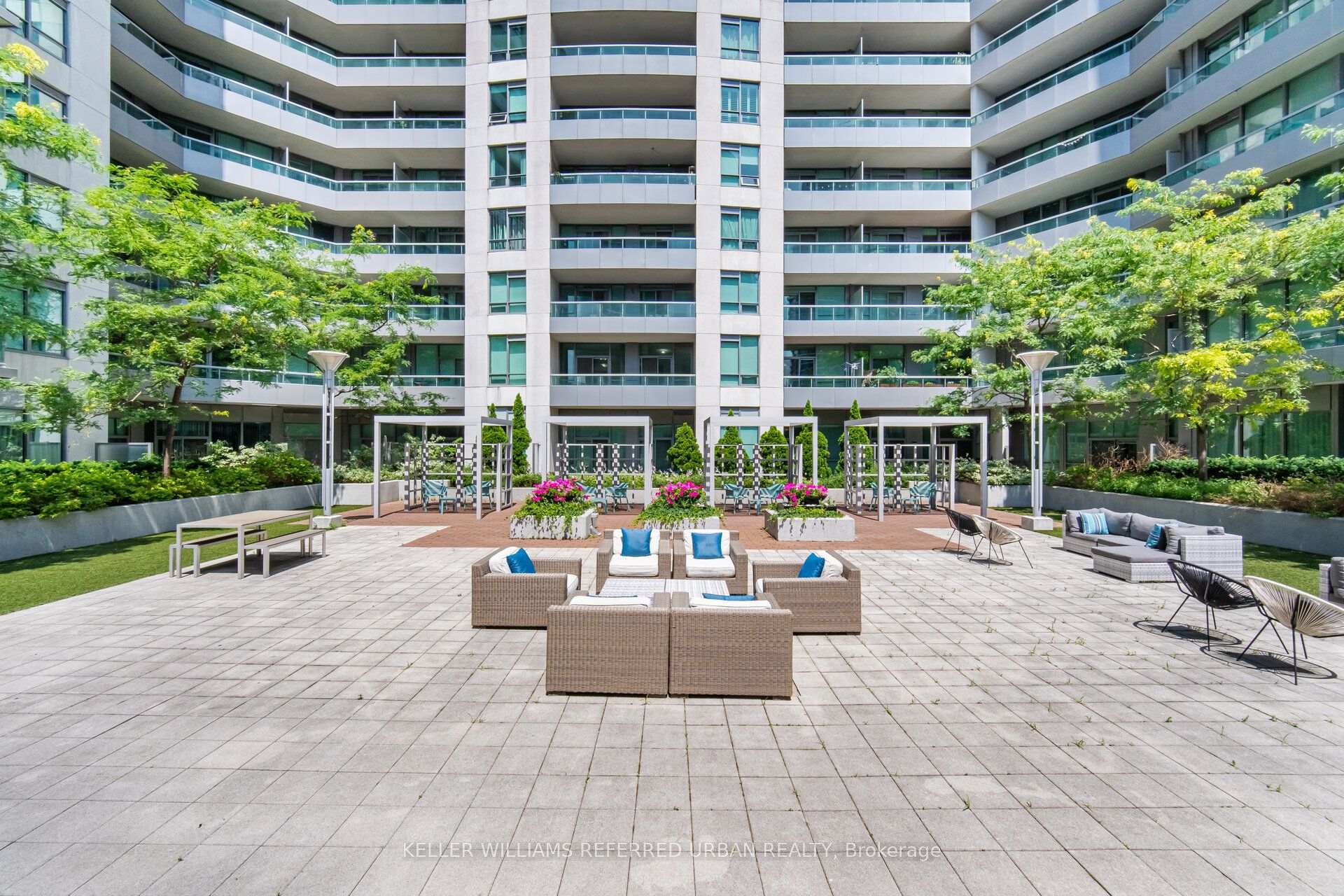 Photo 24 of Unit 3708, 19 Grand Trunk Crescent, Toronto, Waterfront Communities — HOMEH