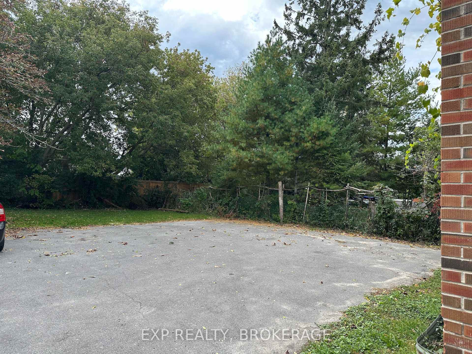 Photo 6 of 88 Joseph Street, Kingston, Rideau — HOMEH