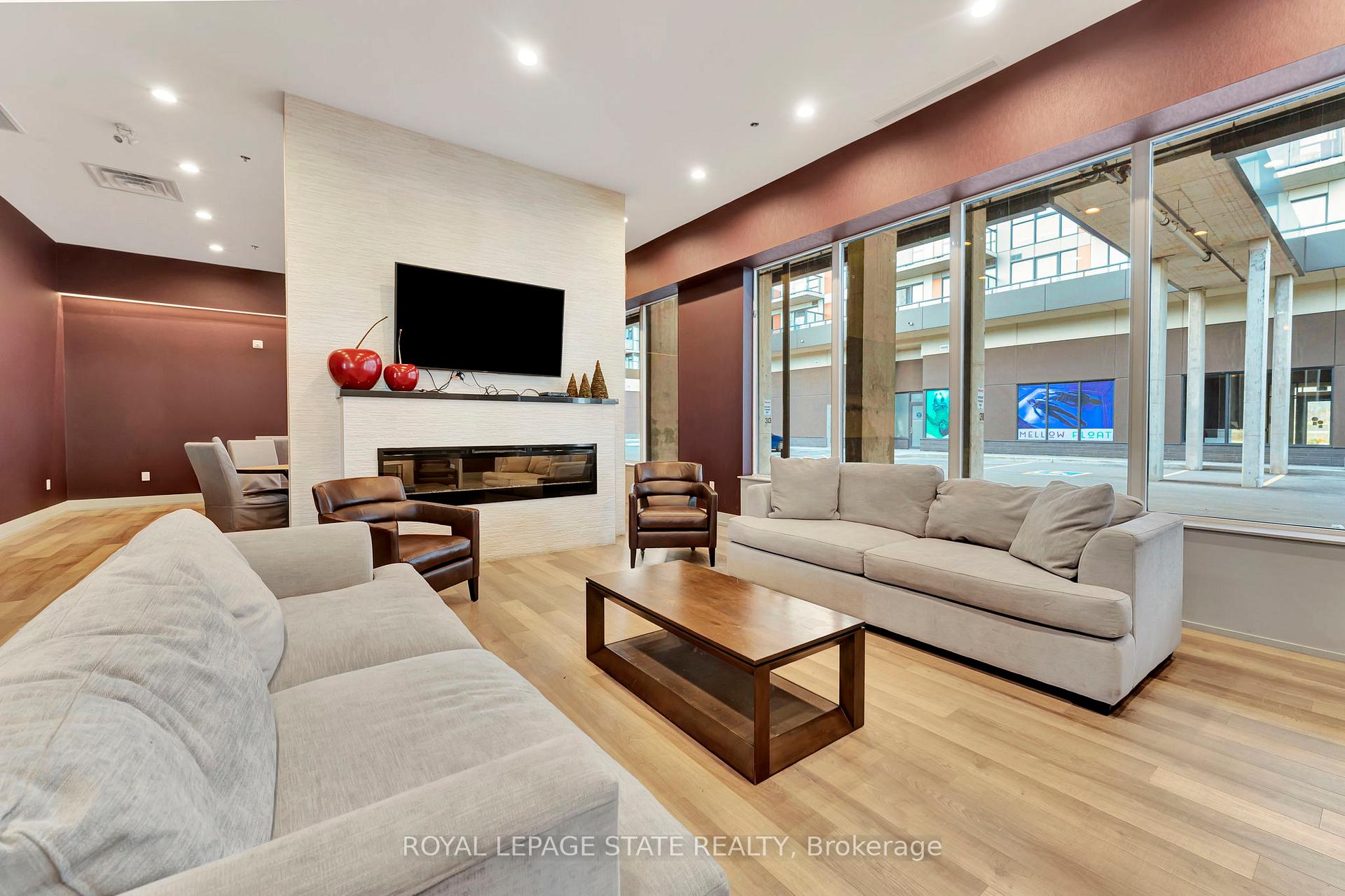 Photo 20 of Unit 708, 550 North Service Road, Grimsby, Grimsby Beach — HOMEH