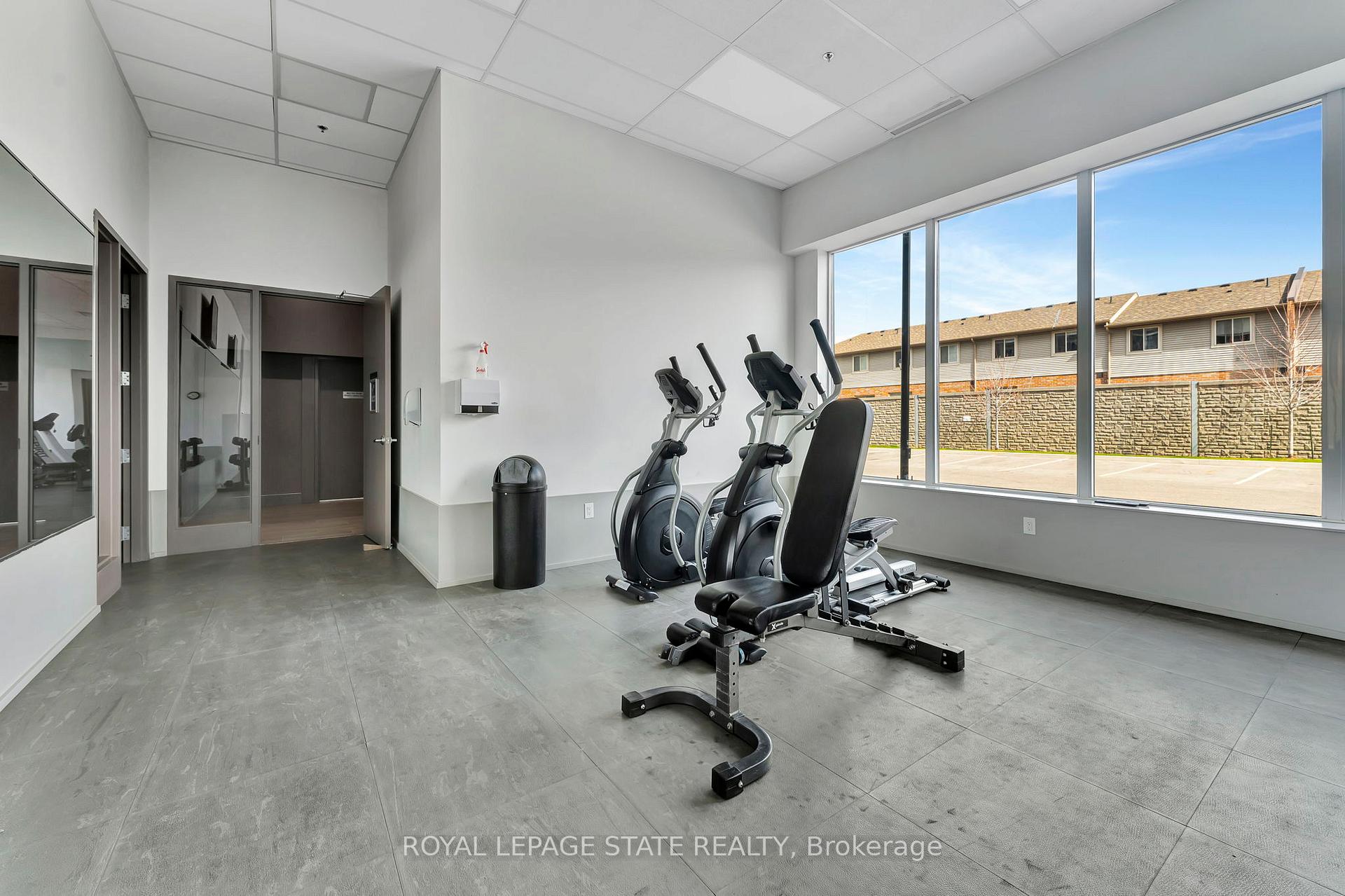 Photo 23 of Unit 708, 550 North Service Road, Grimsby, Grimsby Beach — HOMEH