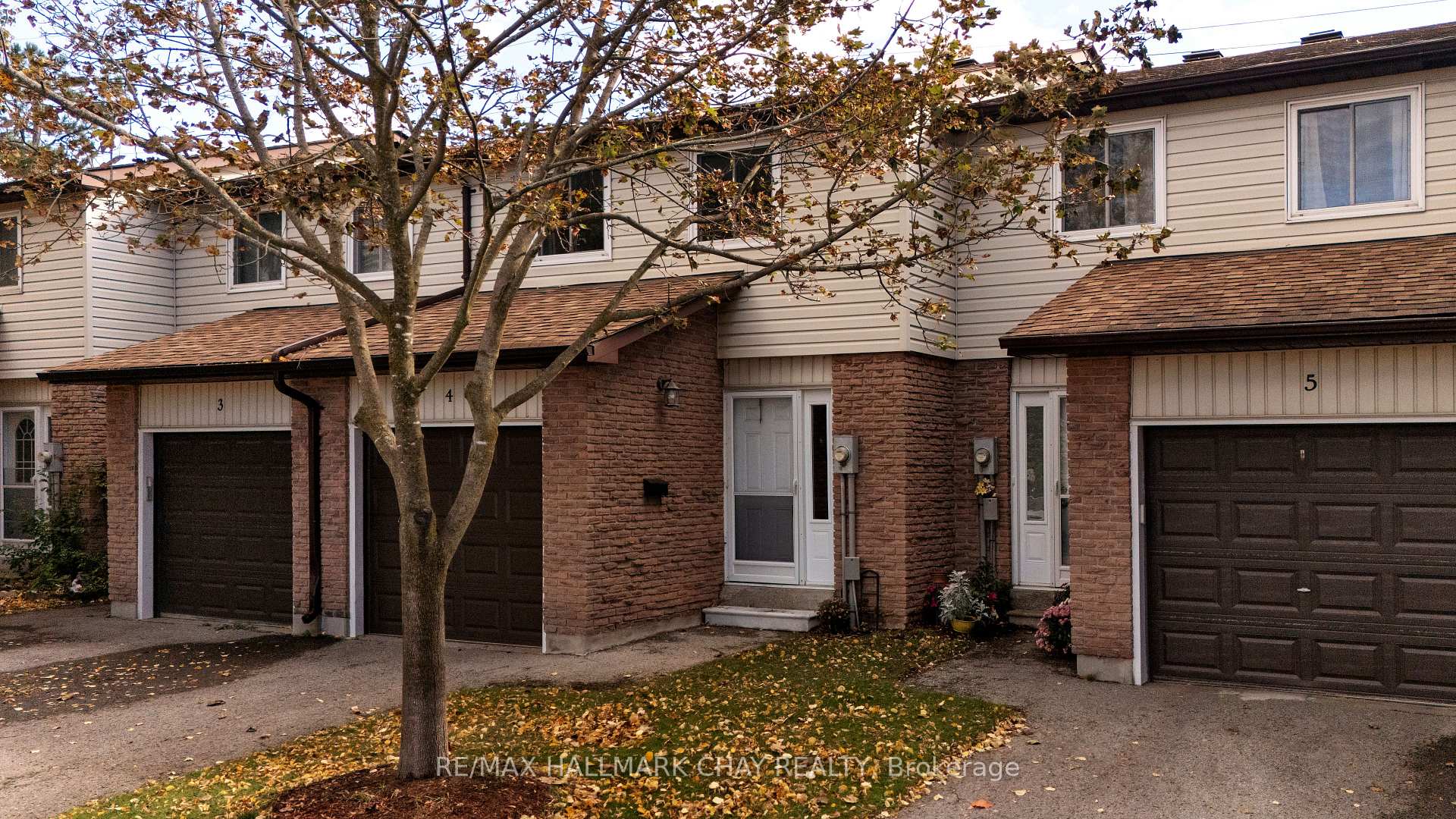 Photo 2 of Unit 4, 261 Rose Street, Barrie, Wellington — HOMEH