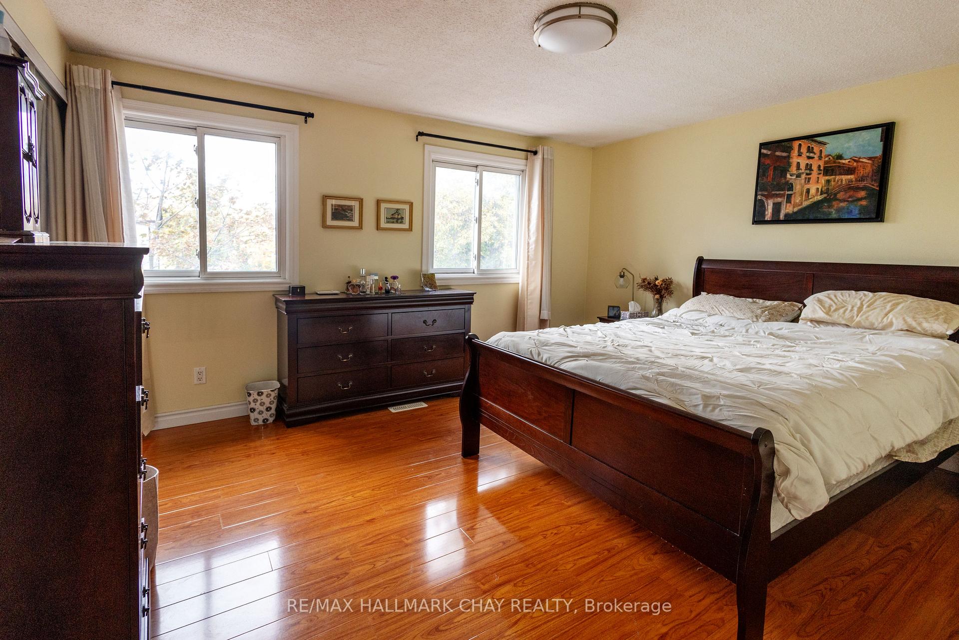 Photo 10 of Unit 4, 261 Rose Street, Barrie, Wellington — HOMEH