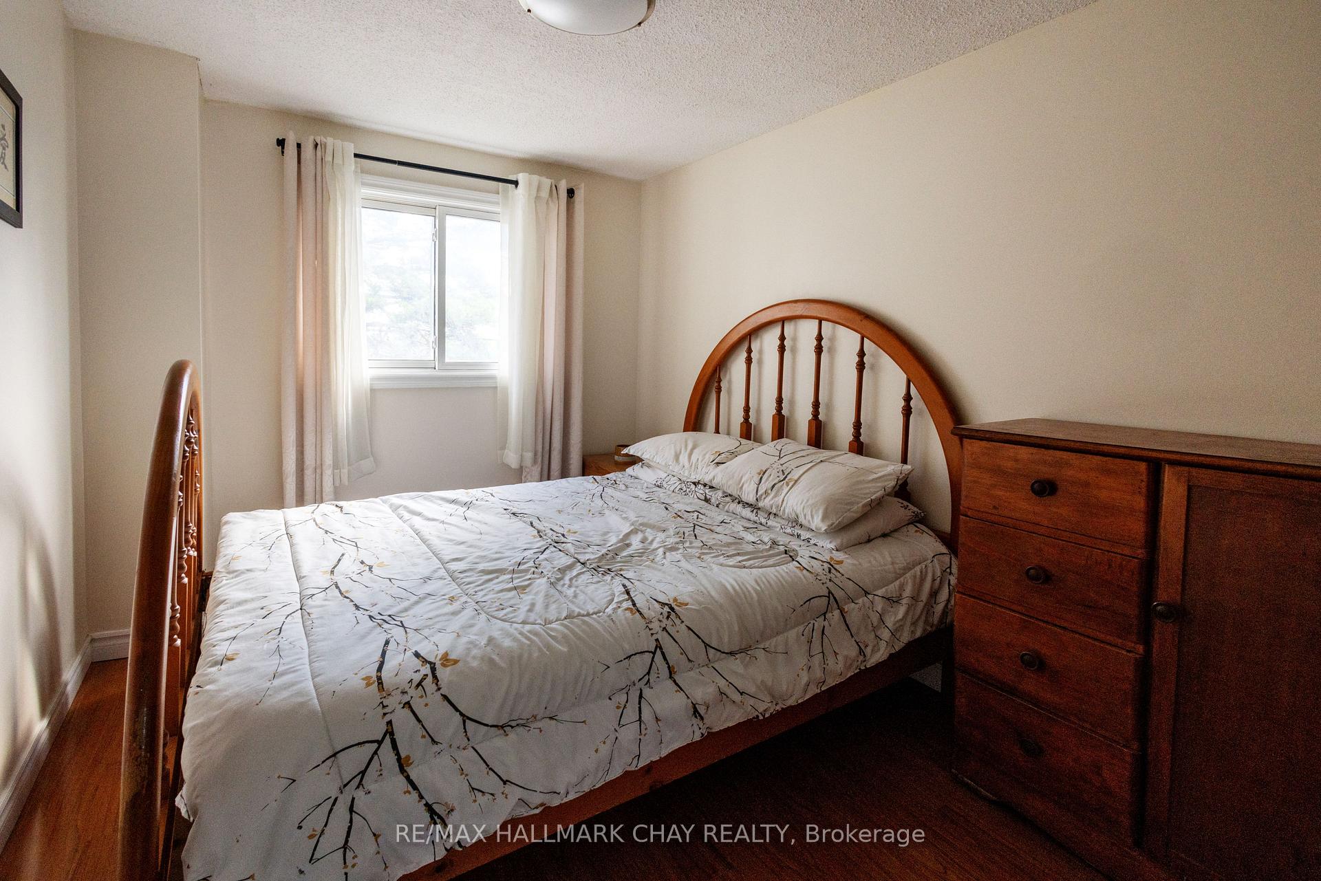 Photo 14 of Unit 4, 261 Rose Street, Barrie, Wellington — HOMEH