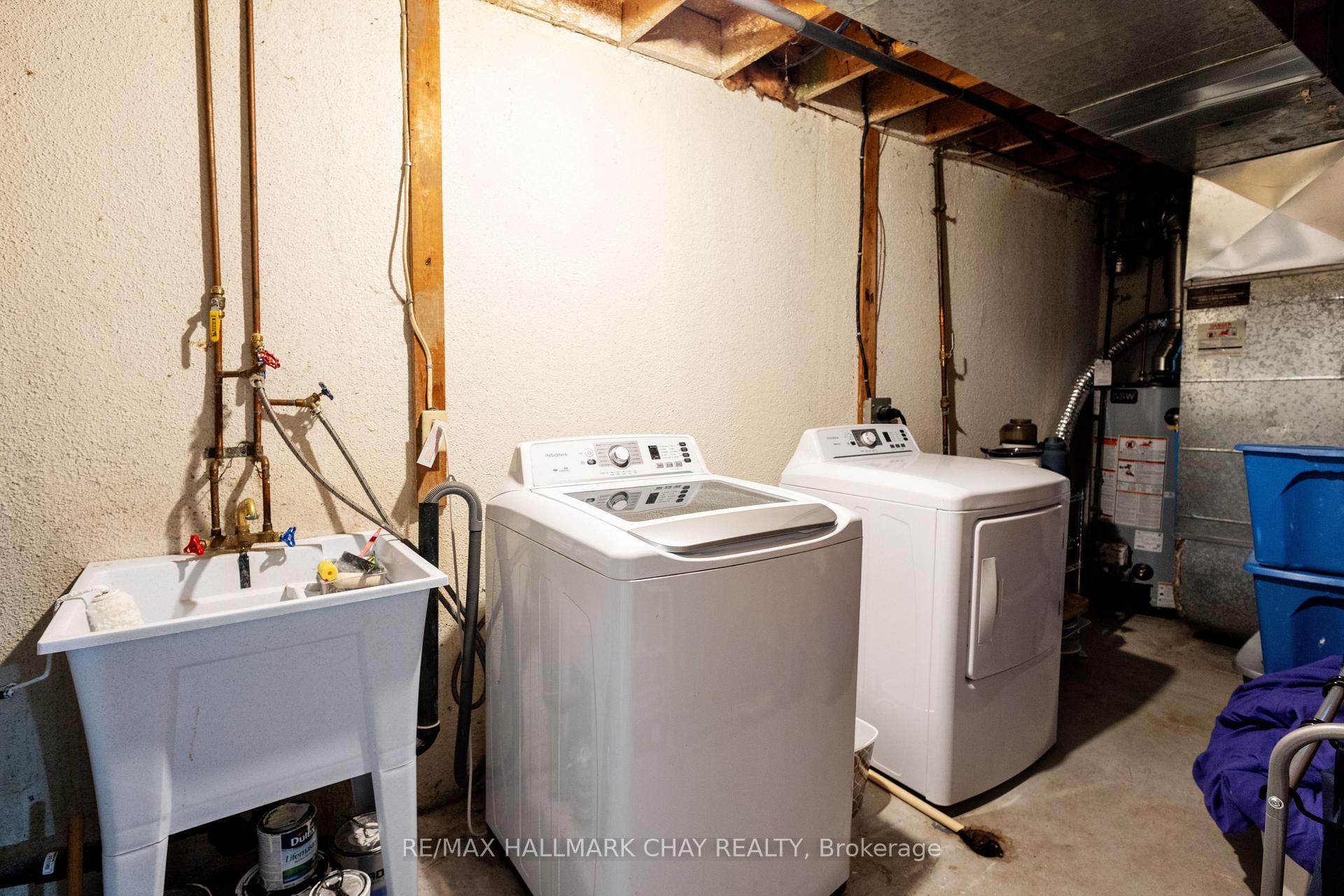 Photo 20 of Unit 4, 261 Rose Street, Barrie, Wellington — HOMEH