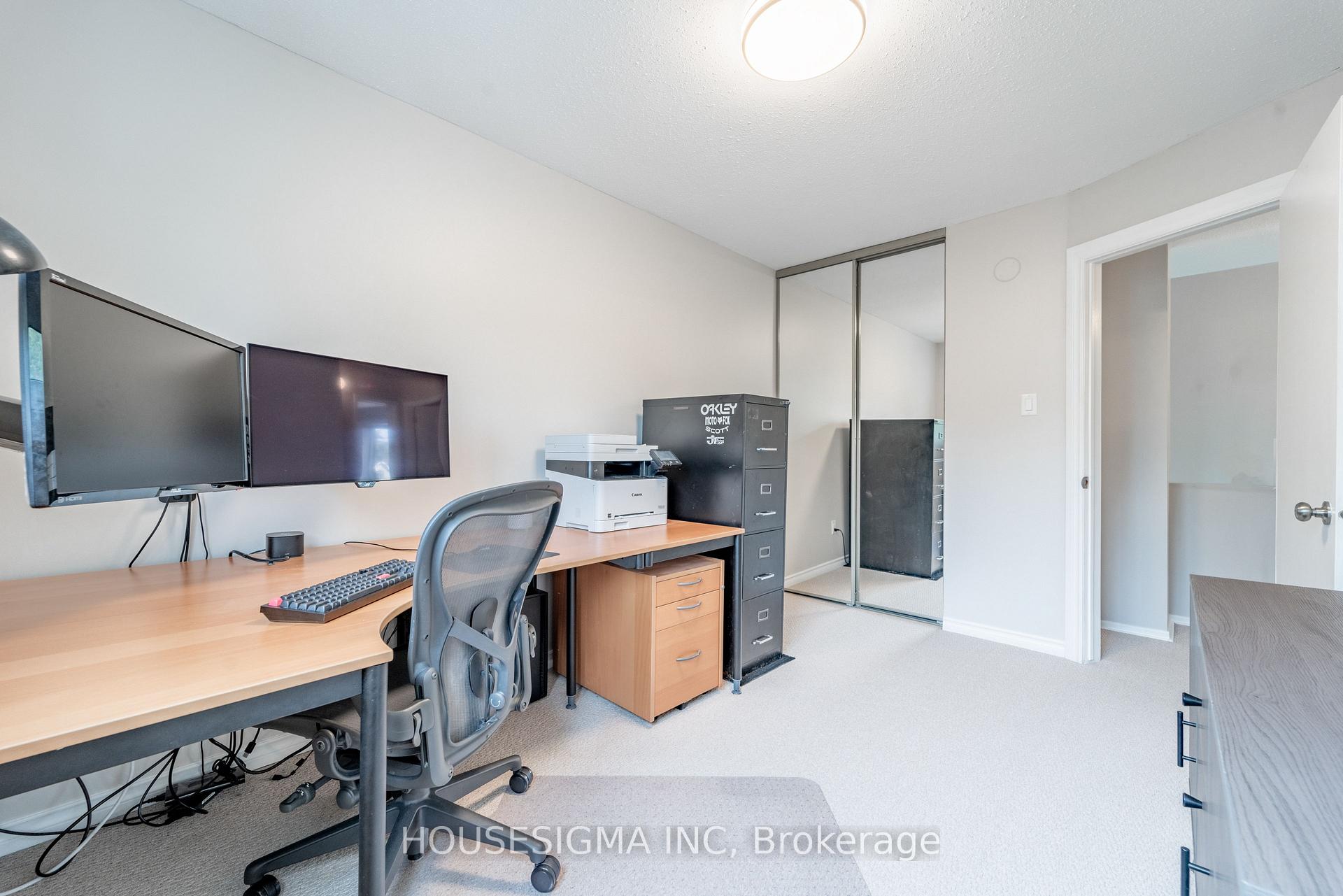 Photo 44 of 247 Mceachern Crescent, Ottawa, Bilberry Creek/Queenswood Heights — HOMEH