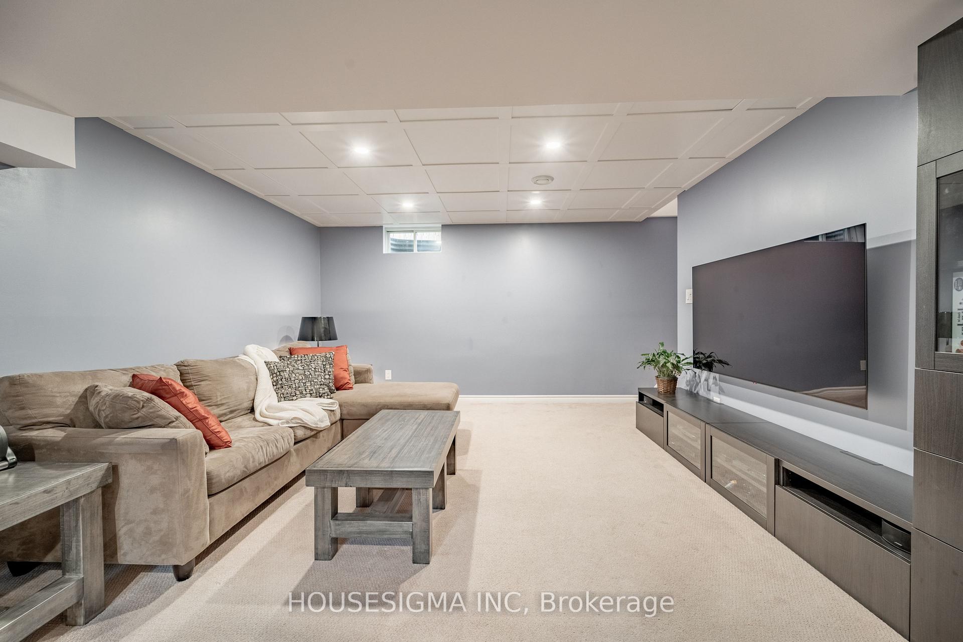 Photo 79 of 247 Mceachern Crescent, Ottawa, Bilberry Creek/Queenswood Heights — HOMEH