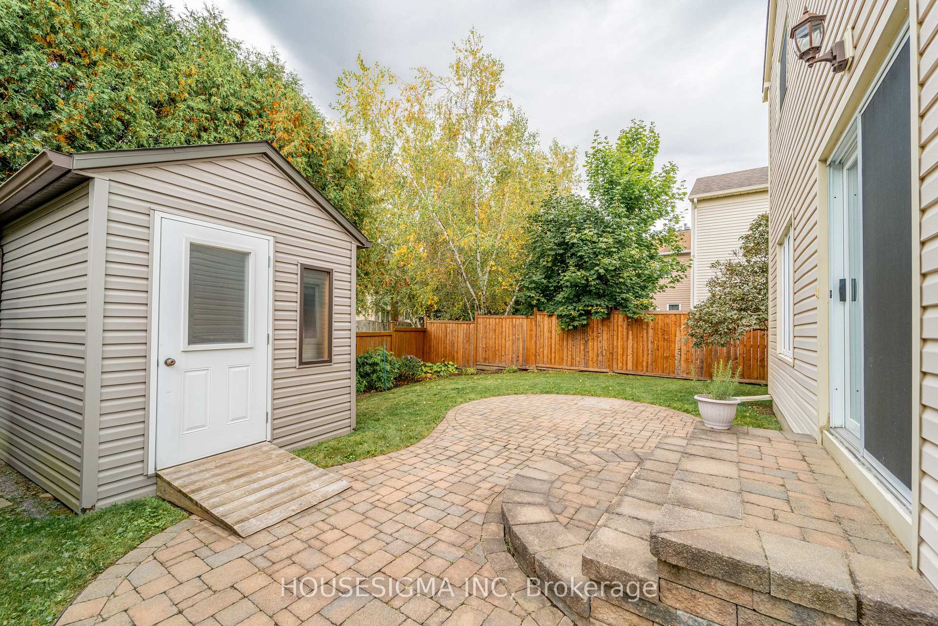 Photo 91 of 247 Mceachern Crescent, Ottawa, Bilberry Creek/Queenswood Heights — HOMEH