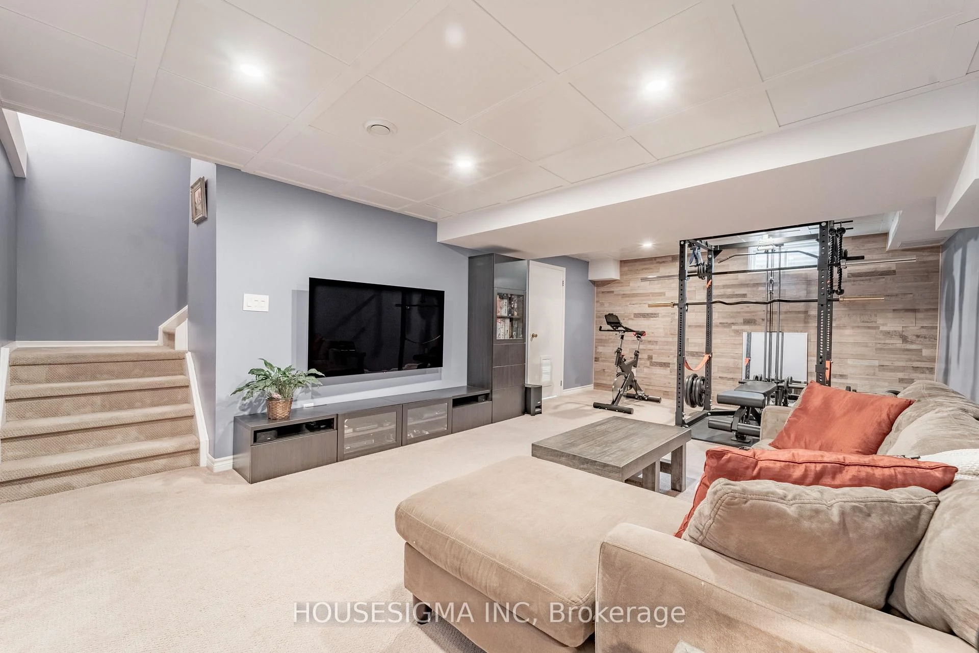 Photo 69 of 247 Mceachern Crescent, Ottawa, Bilberry Creek/Queenswood Heights — HOMEH