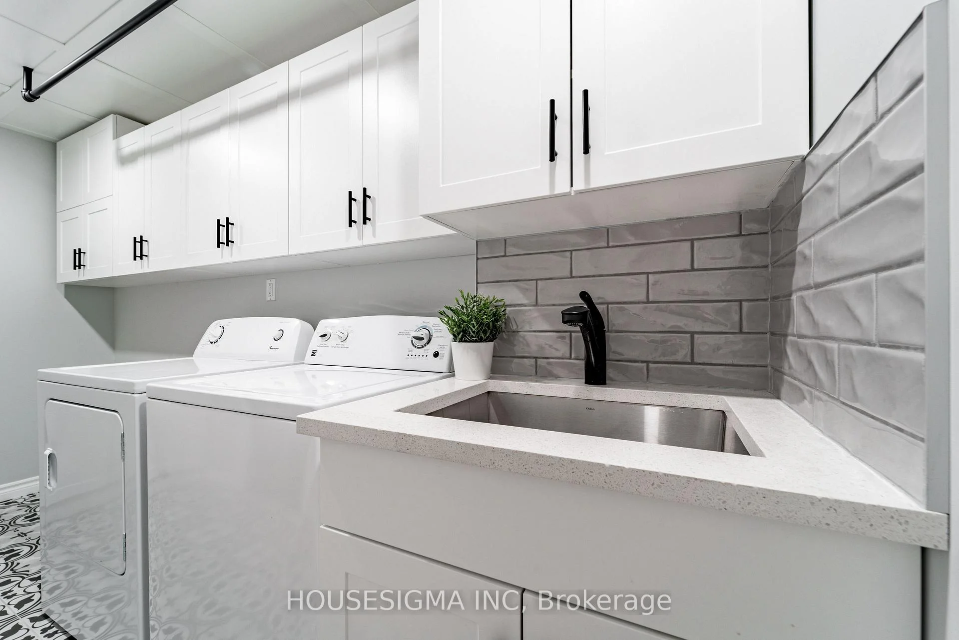 Photo 77 of 247 Mceachern Crescent, Ottawa, Bilberry Creek/Queenswood Heights — HOMEH