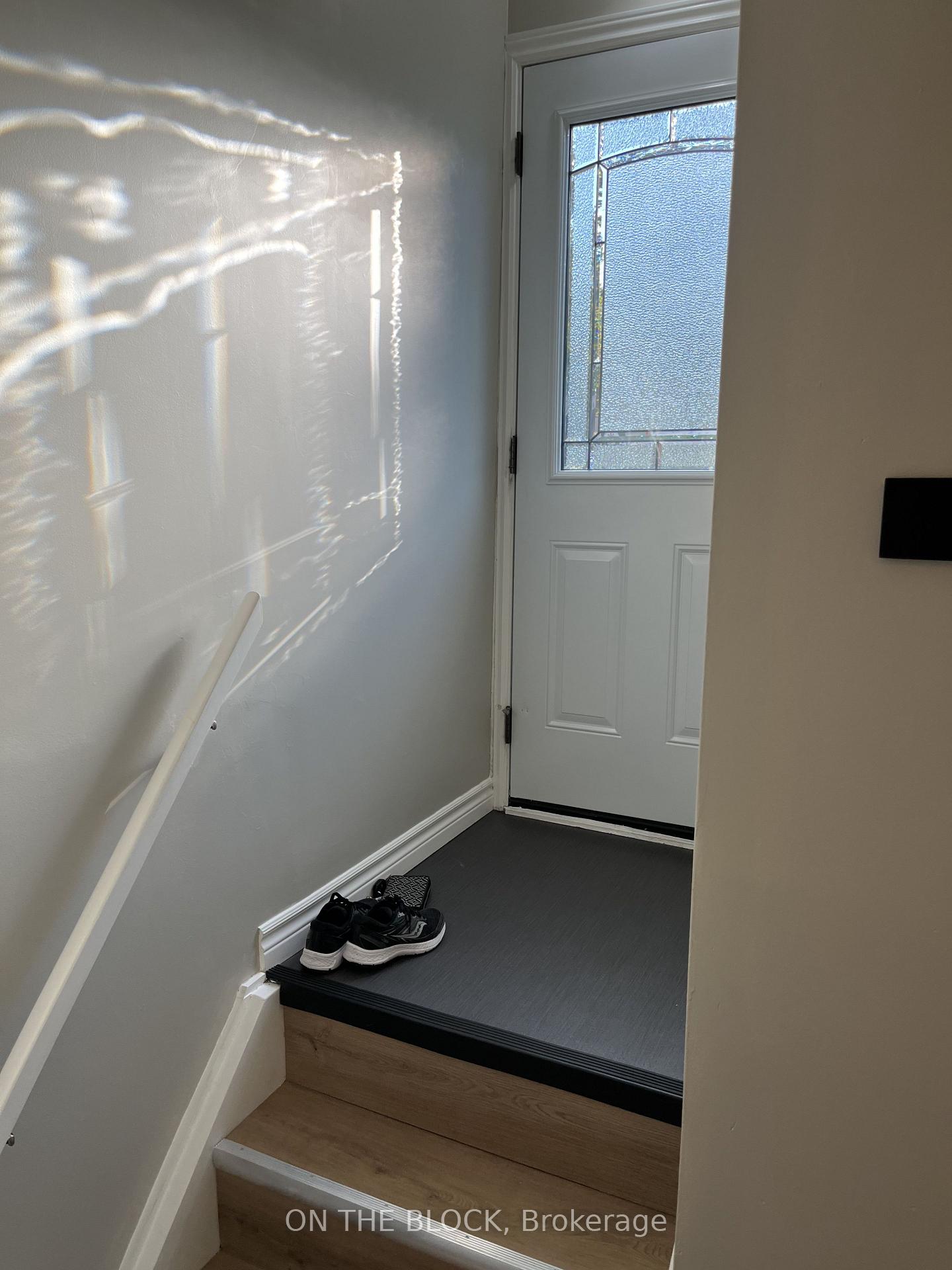 Photo 3 of 155 Ruskview Road, Kitchener, Forest Hill — HOMEH