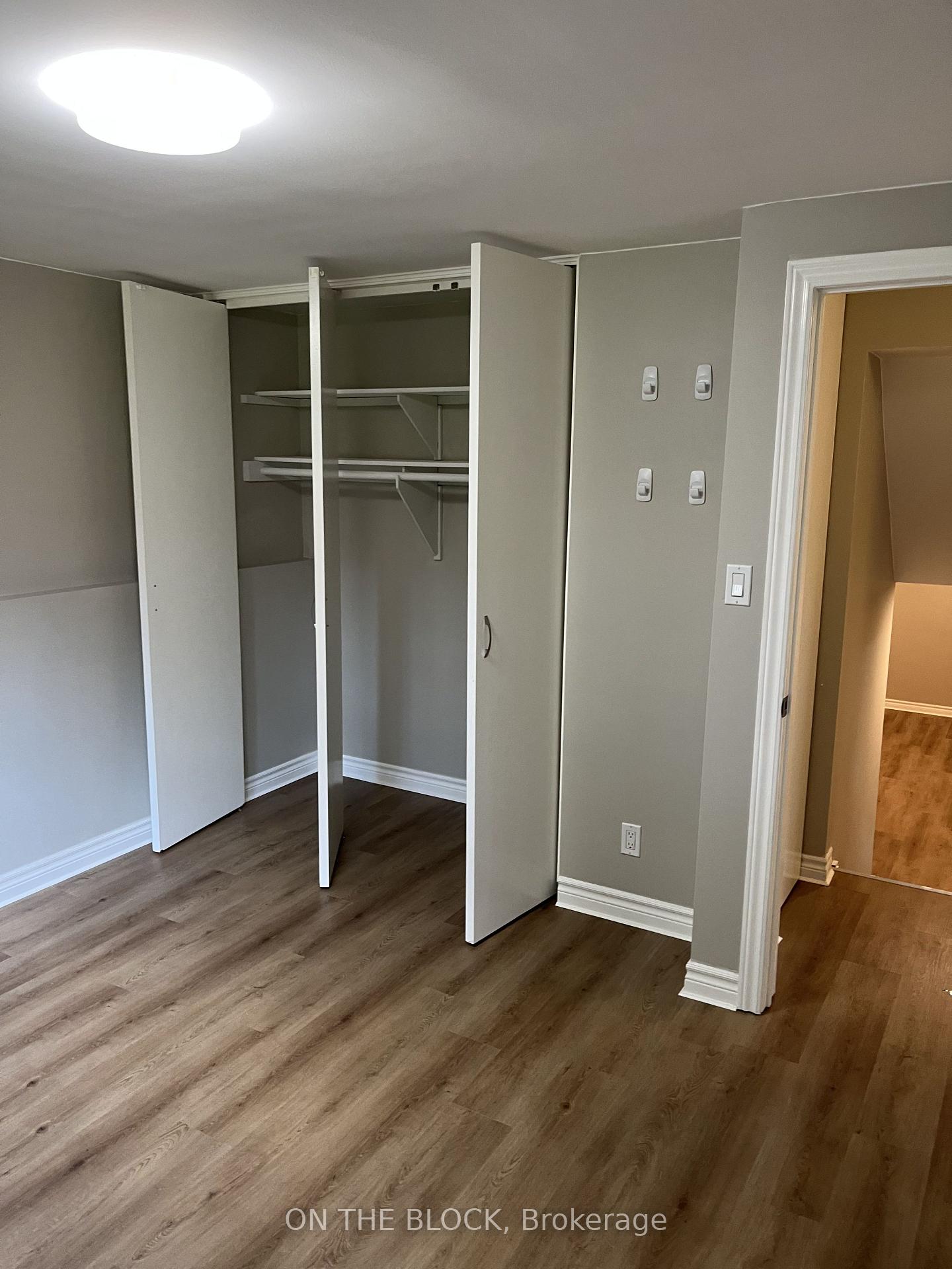 Photo 9 of 155 Ruskview Road, Kitchener, Forest Hill — HOMEH