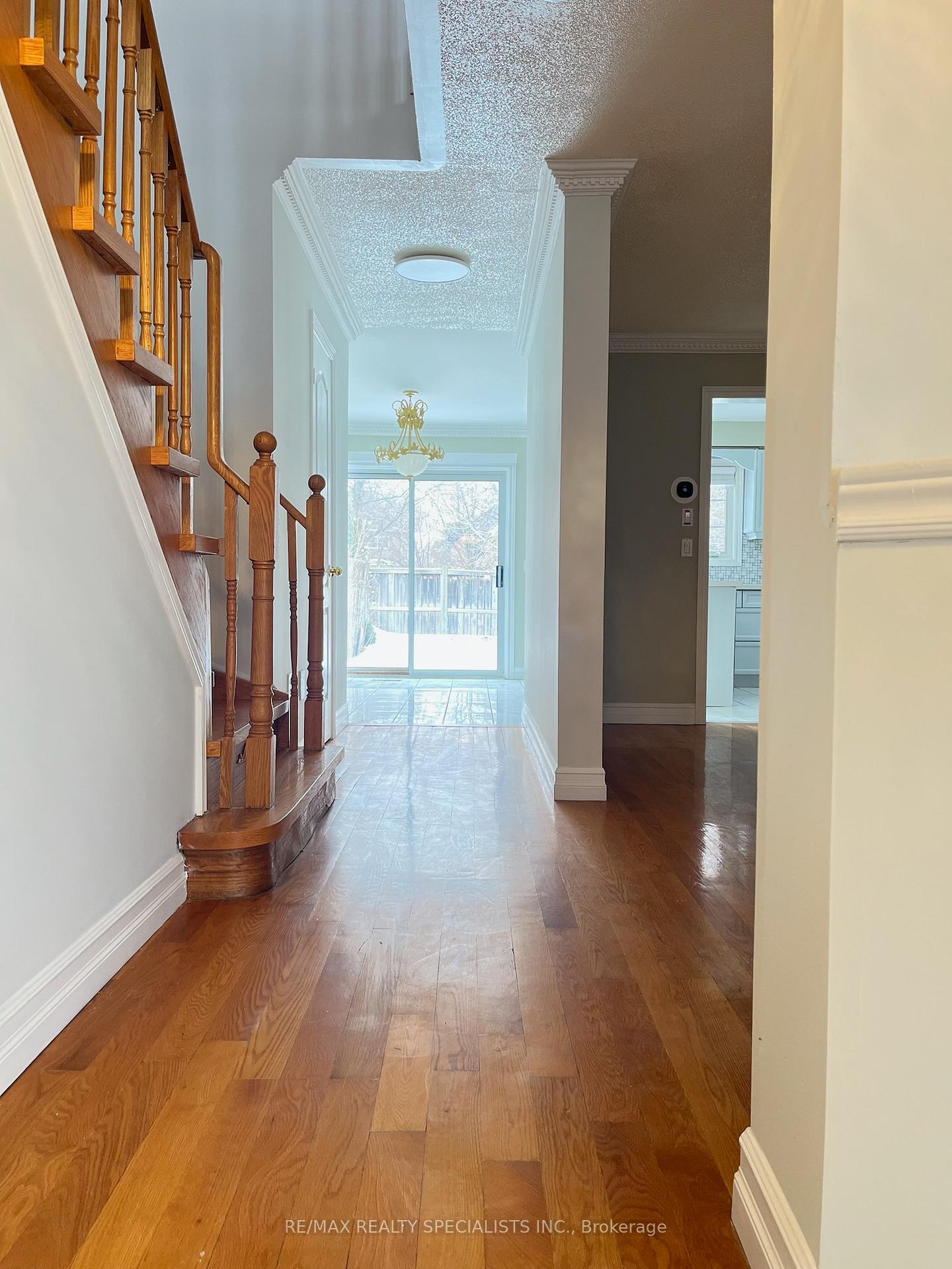 Photo 7 of 5580 Creditrise Place, Mississauga, Central Erin Mills — HOMEH