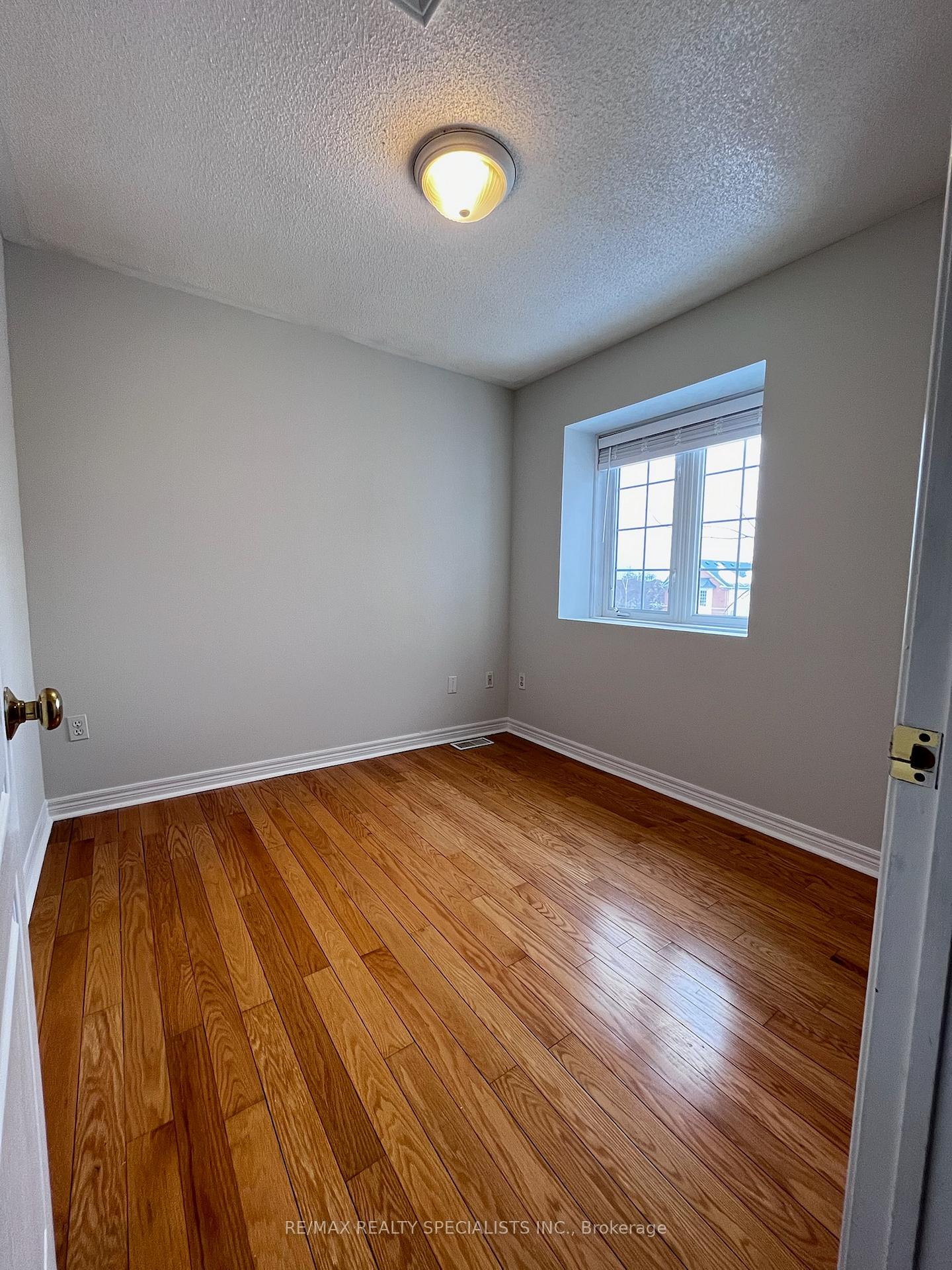 Photo 18 of 5580 Creditrise Place, Mississauga, Central Erin Mills — HOMEH