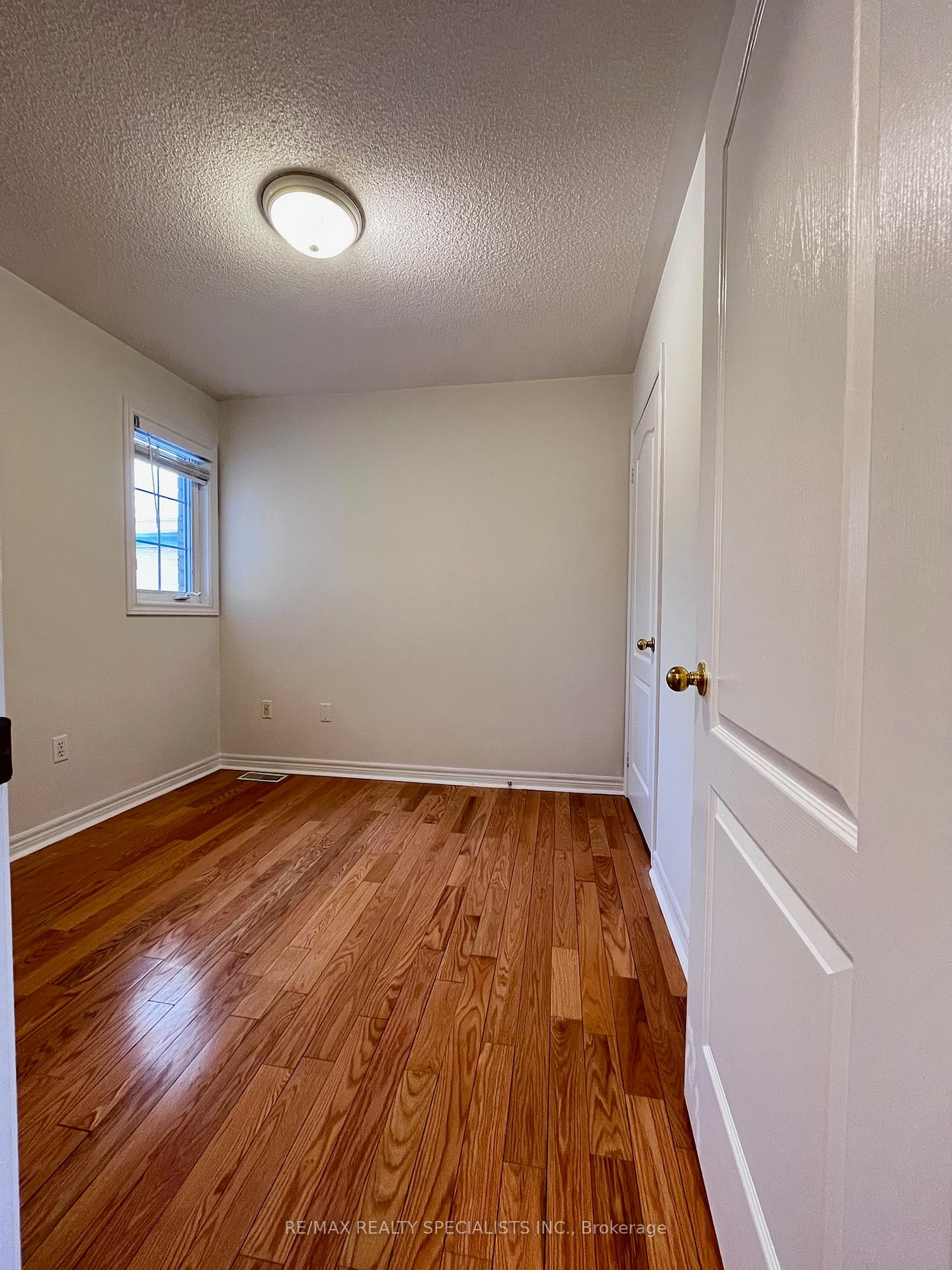 Photo 19 of 5580 Creditrise Place, Mississauga, Central Erin Mills — HOMEH