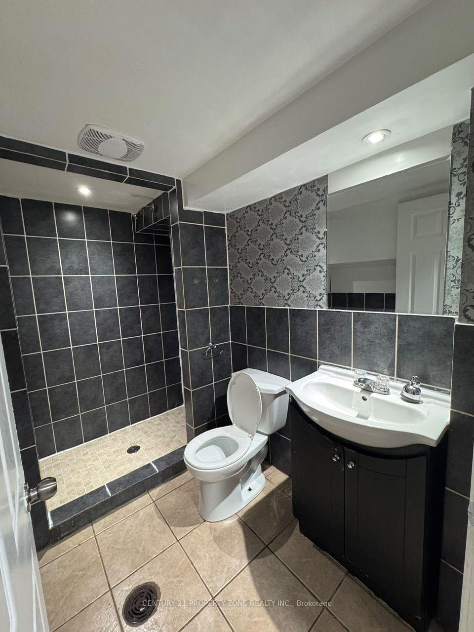 Photo 6 of 84 Speedwell Street, Brampton, Credit Valley — HOMEH