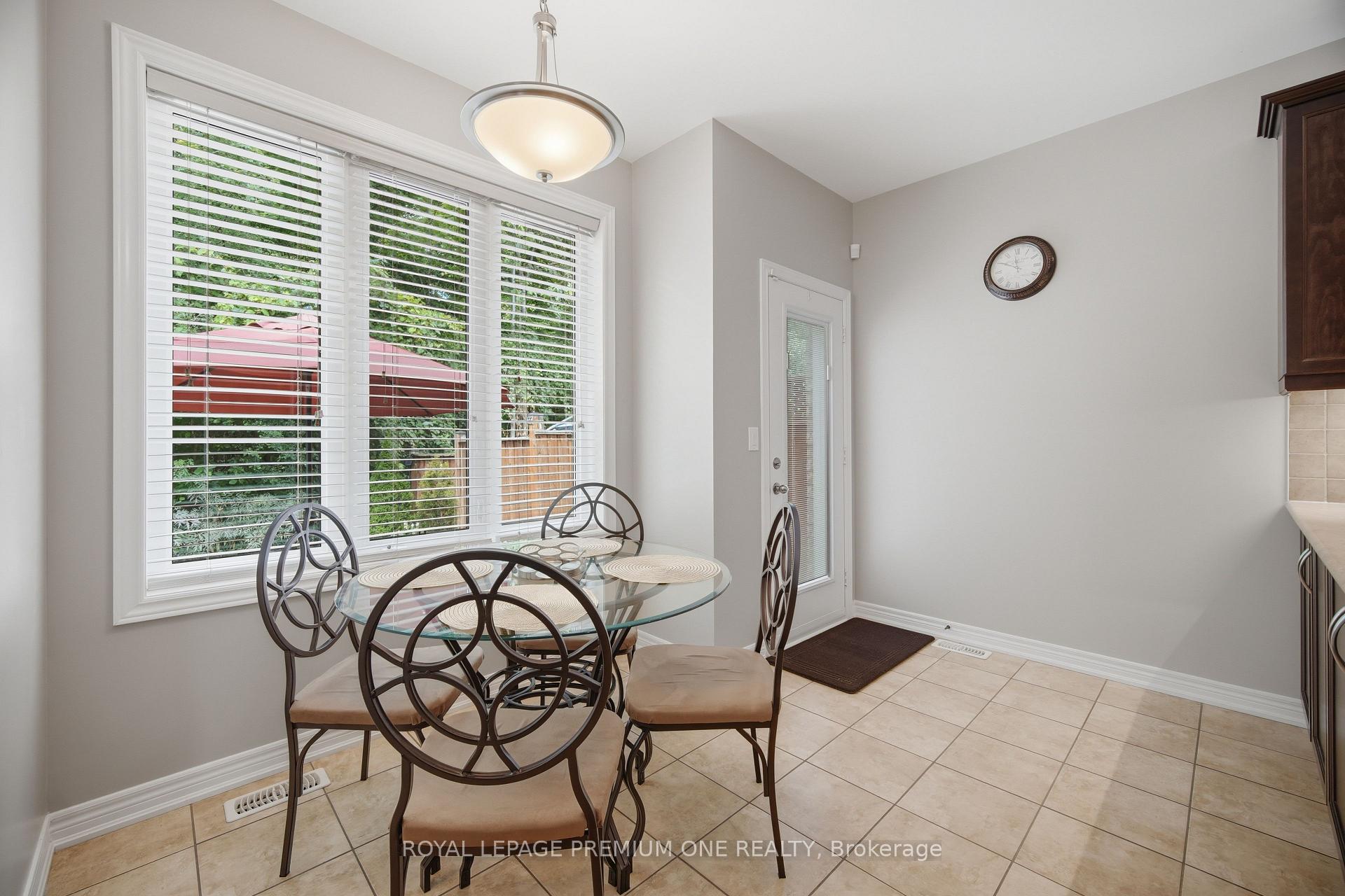 Photo 12 of 114 Bellini Avenue, Vaughan, Vellore Village — HOMEH