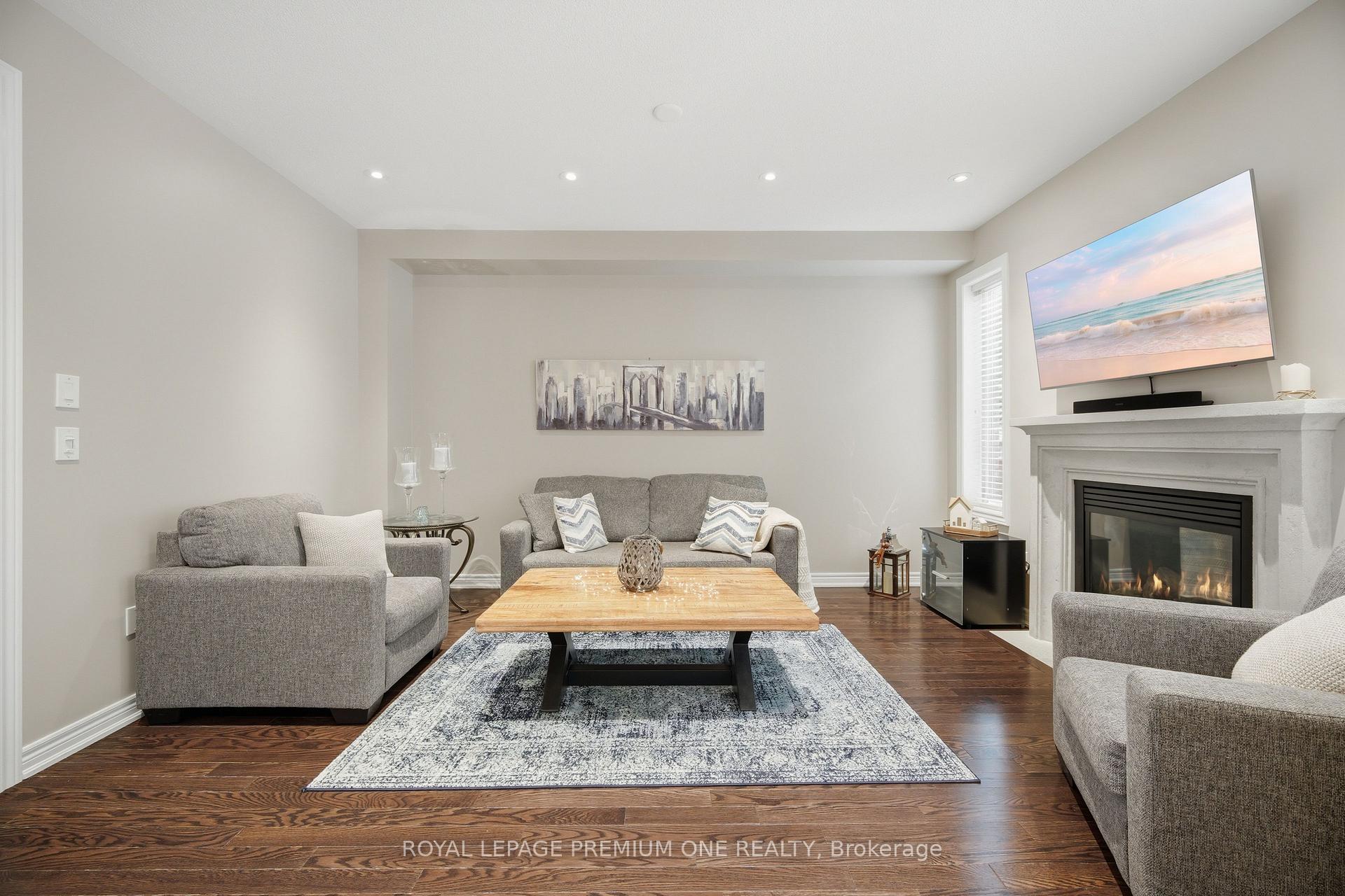 Photo 14 of 114 Bellini Avenue, Vaughan, Vellore Village — HOMEH