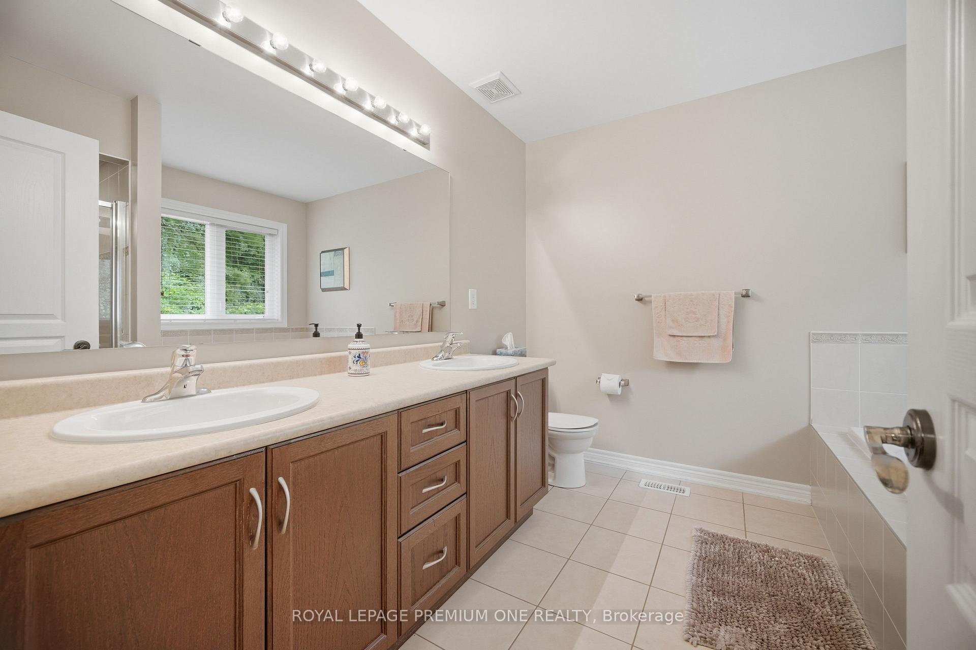Photo 25 of 114 Bellini Avenue, Vaughan, Vellore Village — HOMEH