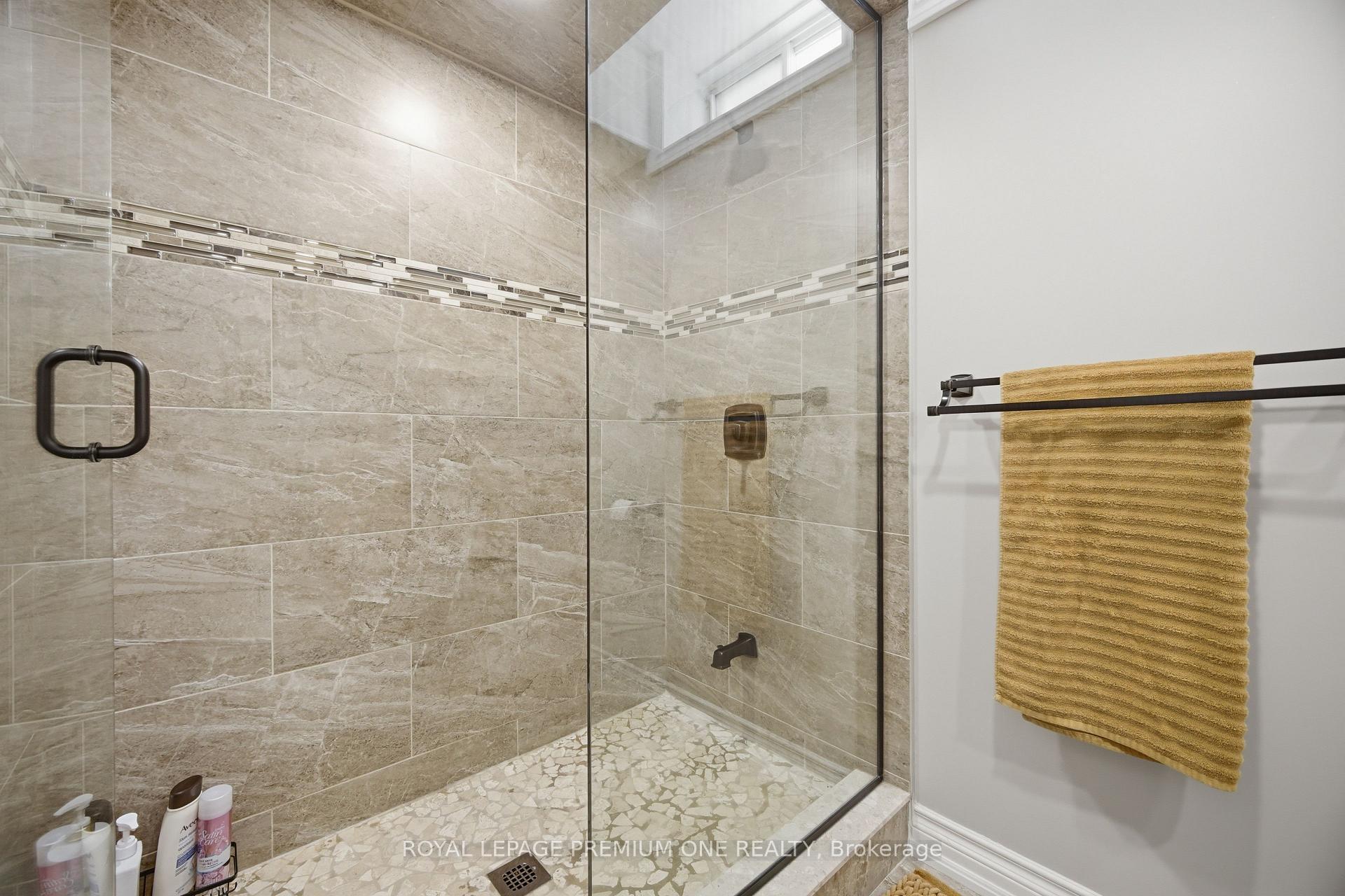 Photo 43 of 114 Bellini Avenue, Vaughan, Vellore Village — HOMEH