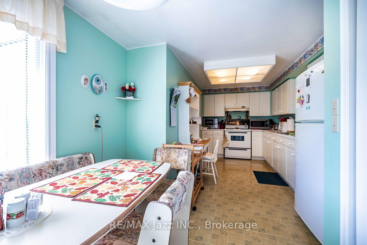 Photo 14 of 5 King Court, Clarington, Newcastle — HOMEH