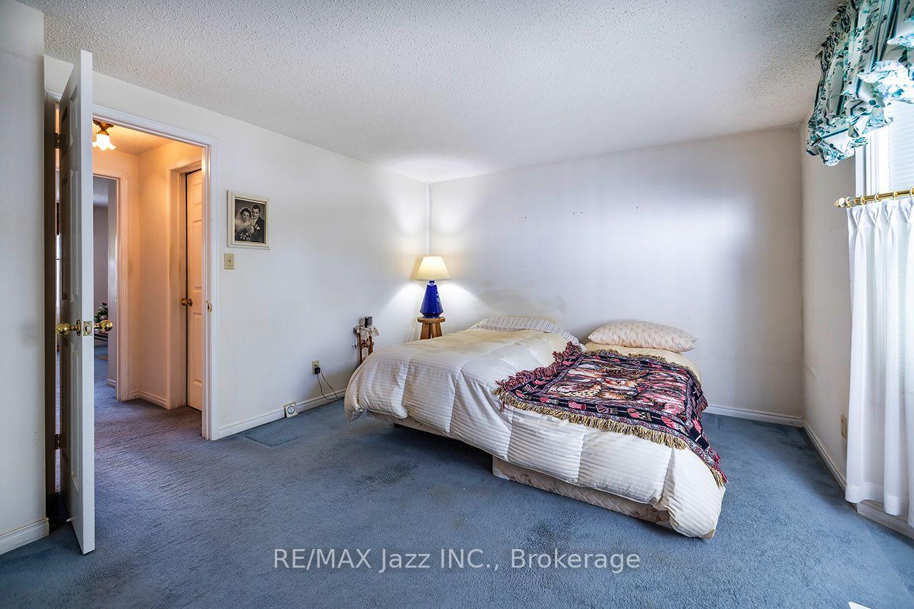 Photo 16 of 5 King Court, Clarington, Newcastle — HOMEH