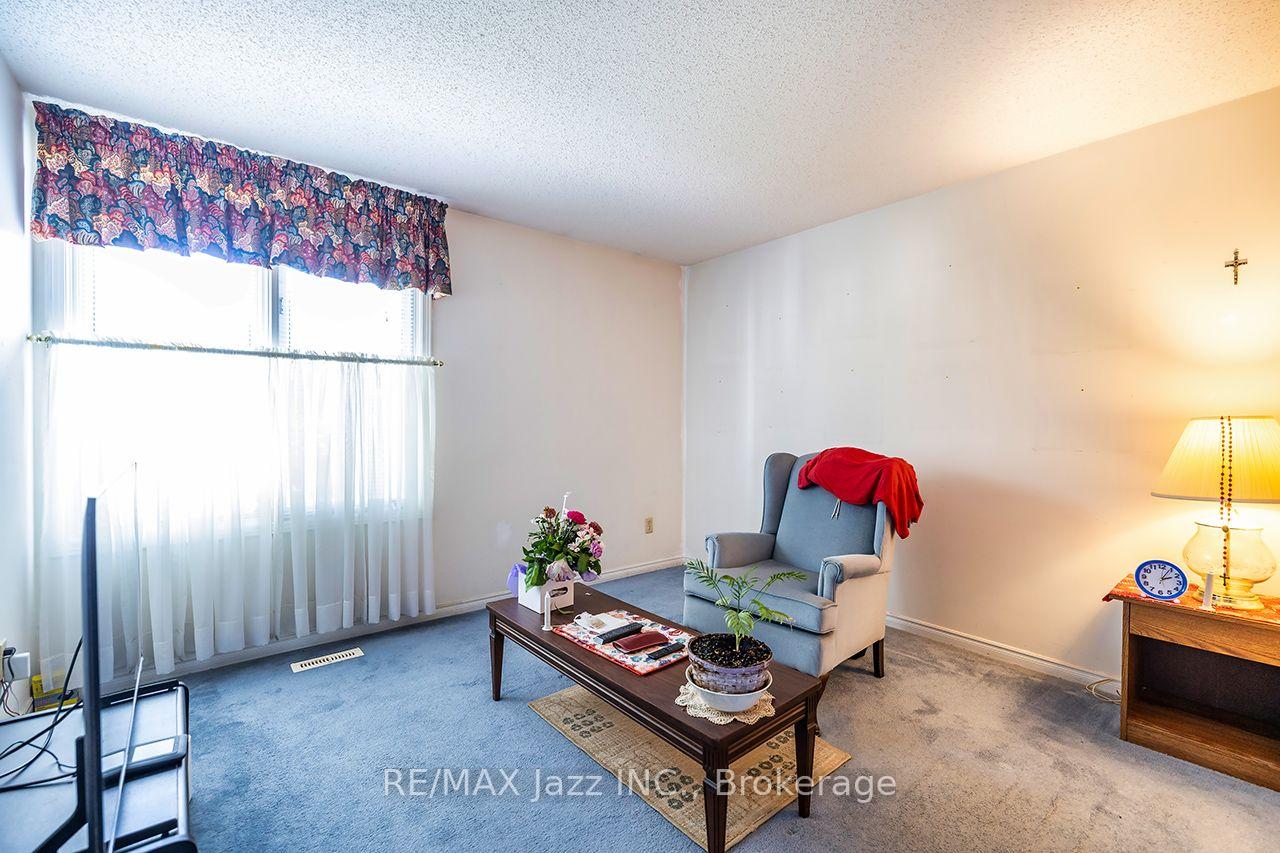 Photo 18 of 5 King Court, Clarington, Newcastle — HOMEH