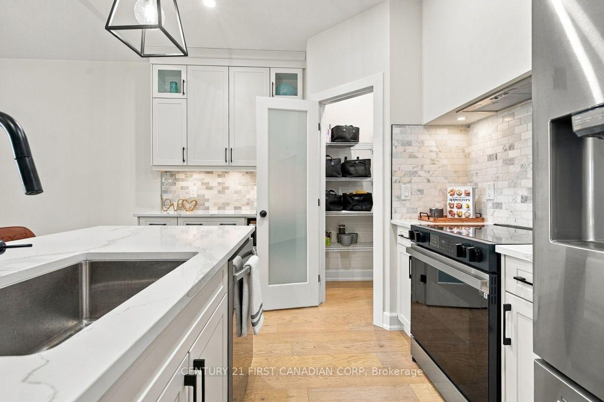 Photo 18 of 12 Briscoe Crescent, Strathroy-Caradoc, NE — HOMEH