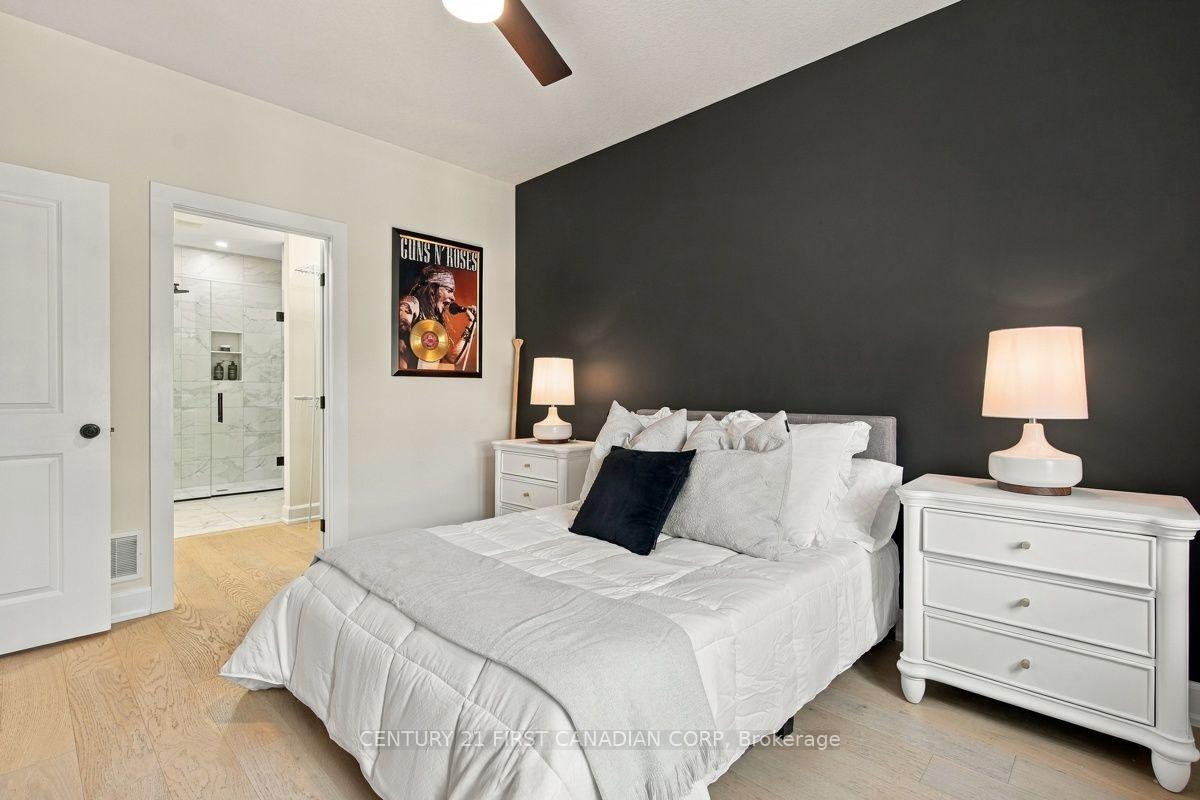 Photo 22 of 12 Briscoe Crescent, Strathroy-Caradoc, NE — HOMEH