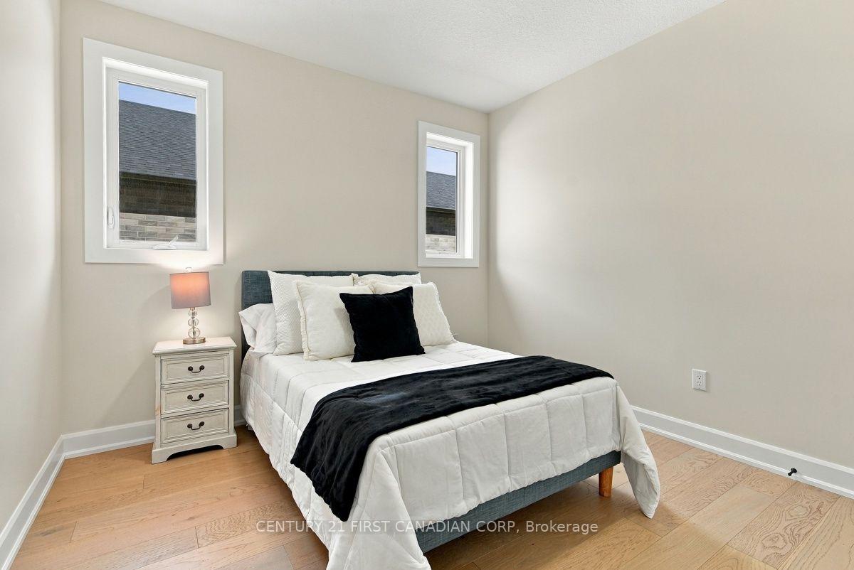 Photo 26 of 12 Briscoe Crescent, Strathroy-Caradoc, NE — HOMEH