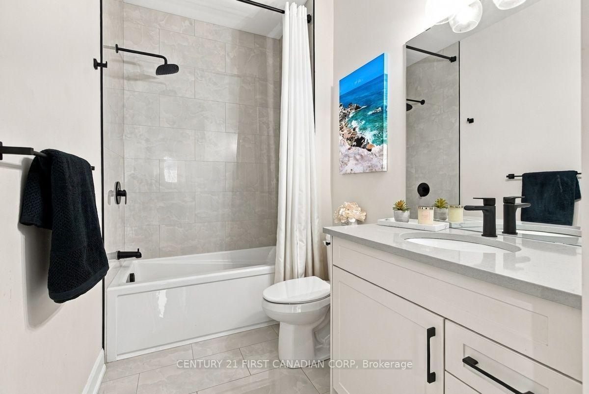 Photo 28 of 12 Briscoe Crescent, Strathroy-Caradoc, NE — HOMEH