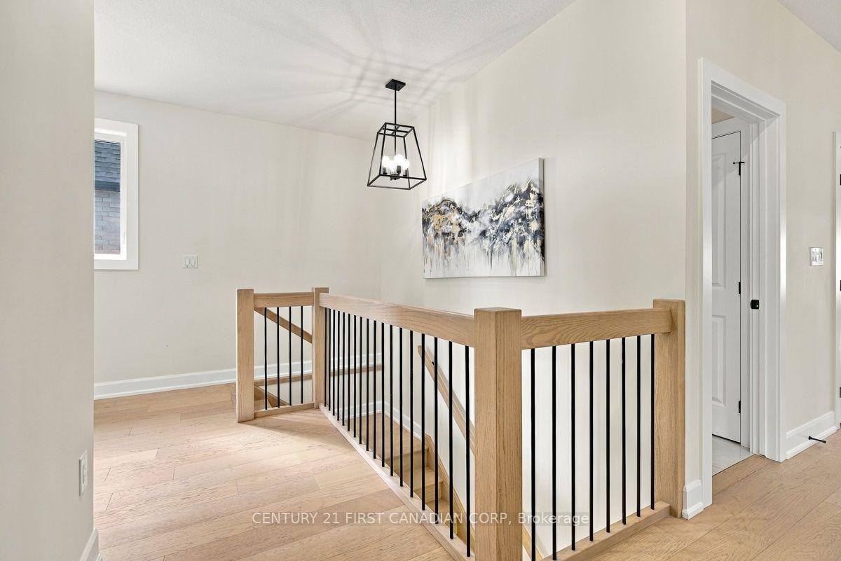 Photo 30 of 12 Briscoe Crescent, Strathroy-Caradoc, NE — HOMEH